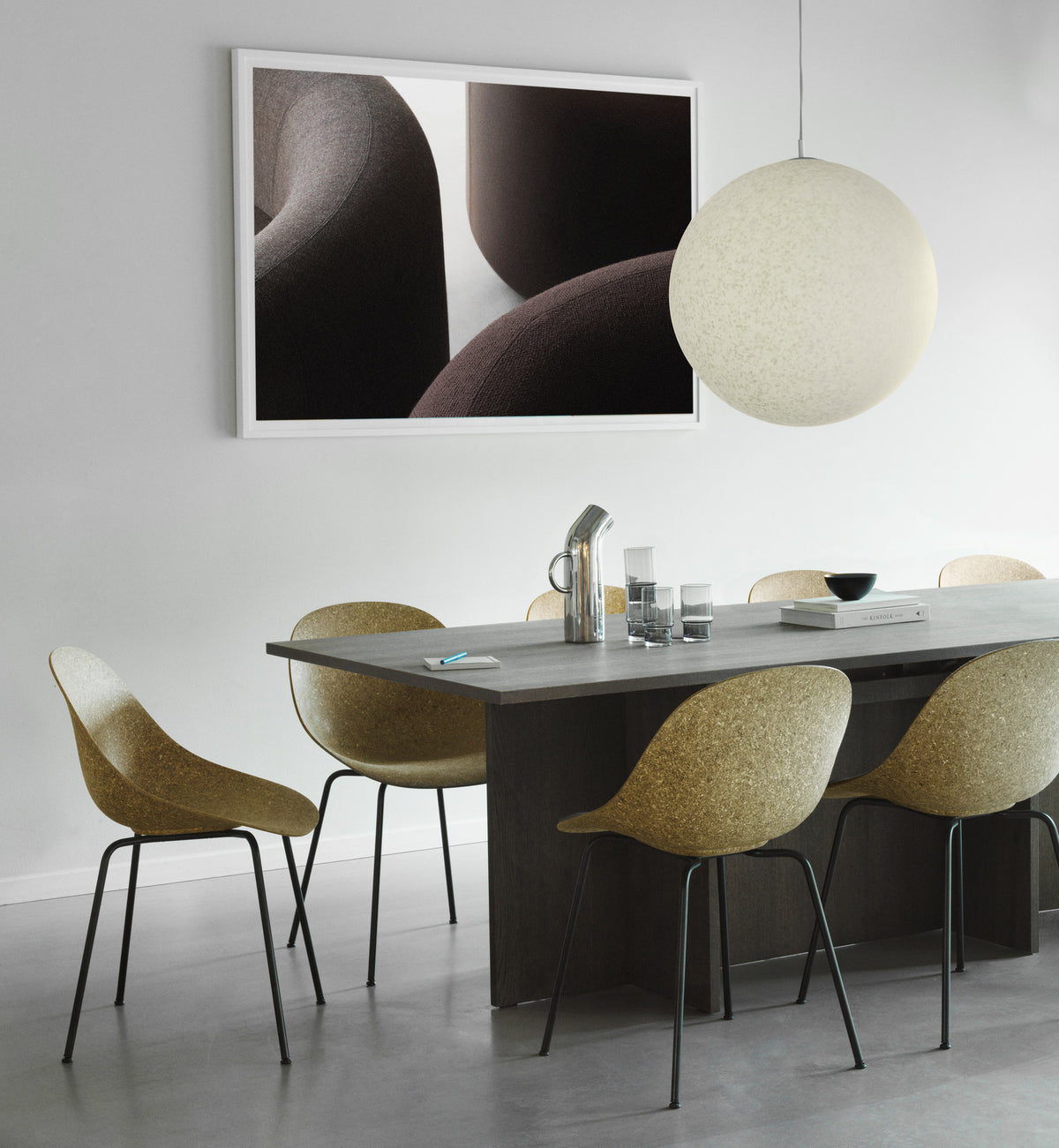 Mat Stuhl vollpolster Creme stahl in Remix 133 präsentiert im Onlineshop von KAQTU Design AG. Stuhl ist von Normann Copenhagen