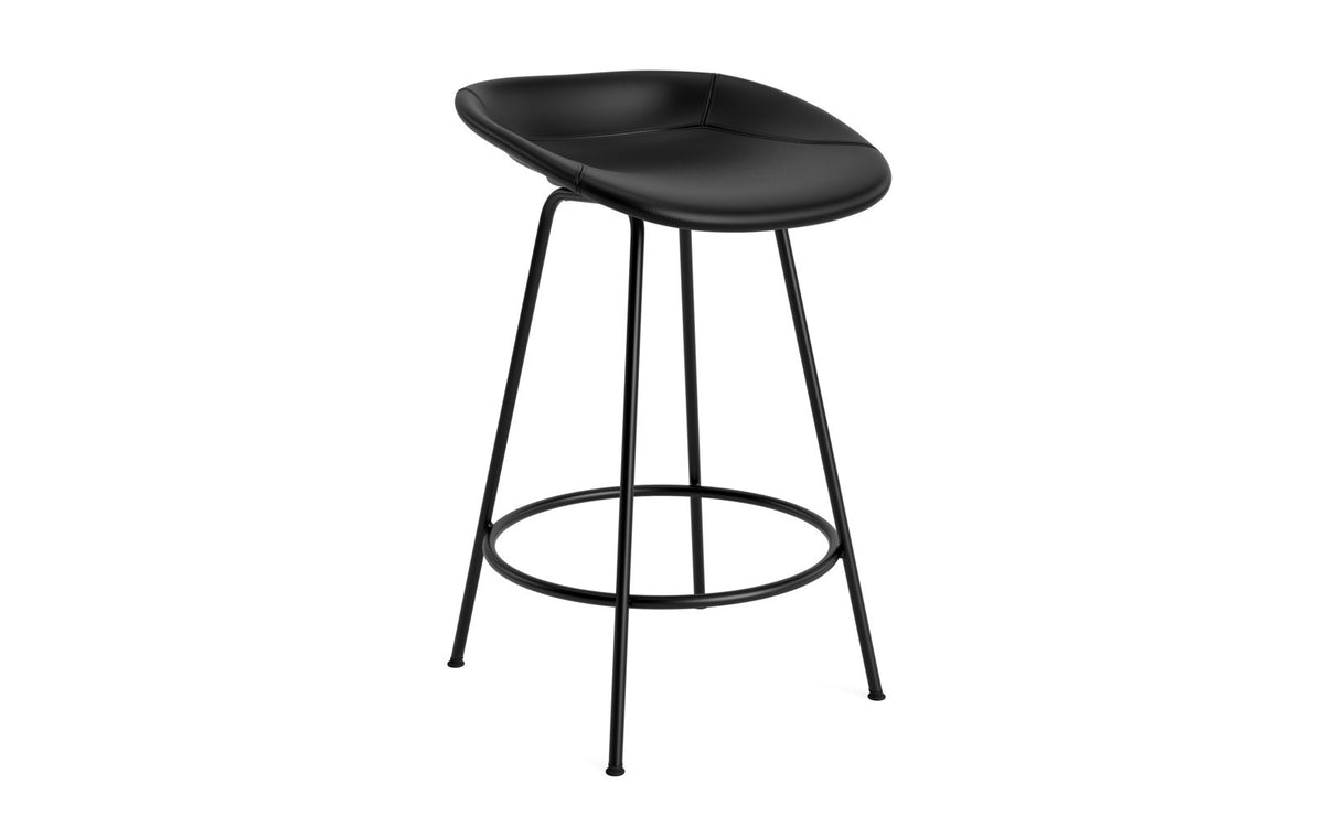 Mat Barstuhl 65 cm vollpolster schwarzes Stahl in Ultra 41599 präsentiert im Onlineshop von KAQTU Design AG. Barstuhl ist von Normann Copenhagen