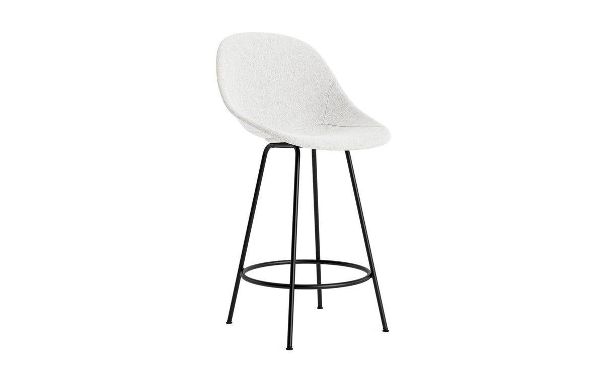 Mat Barstuhl 65 cm vollpolster schwarzes Stahl in Hallingdal 110 präsentiert im Onlineshop von KAQTU Design AG. Barstuhl ist von Normann Copenhagen