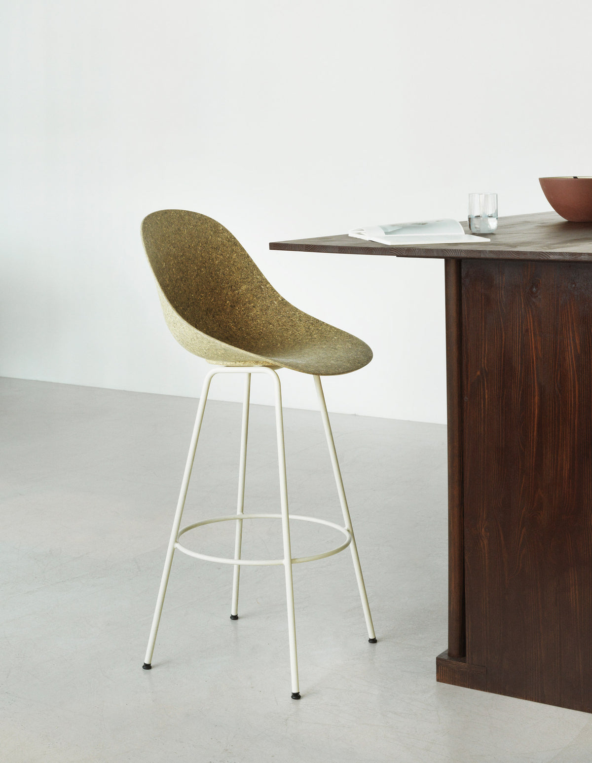 Mat Barstuhl 75 cm vollpolster schwarzes Stahl in Hallingdal 110 präsentiert im Onlineshop von KAQTU Design AG. Barstuhl ist von Normann Copenhagen