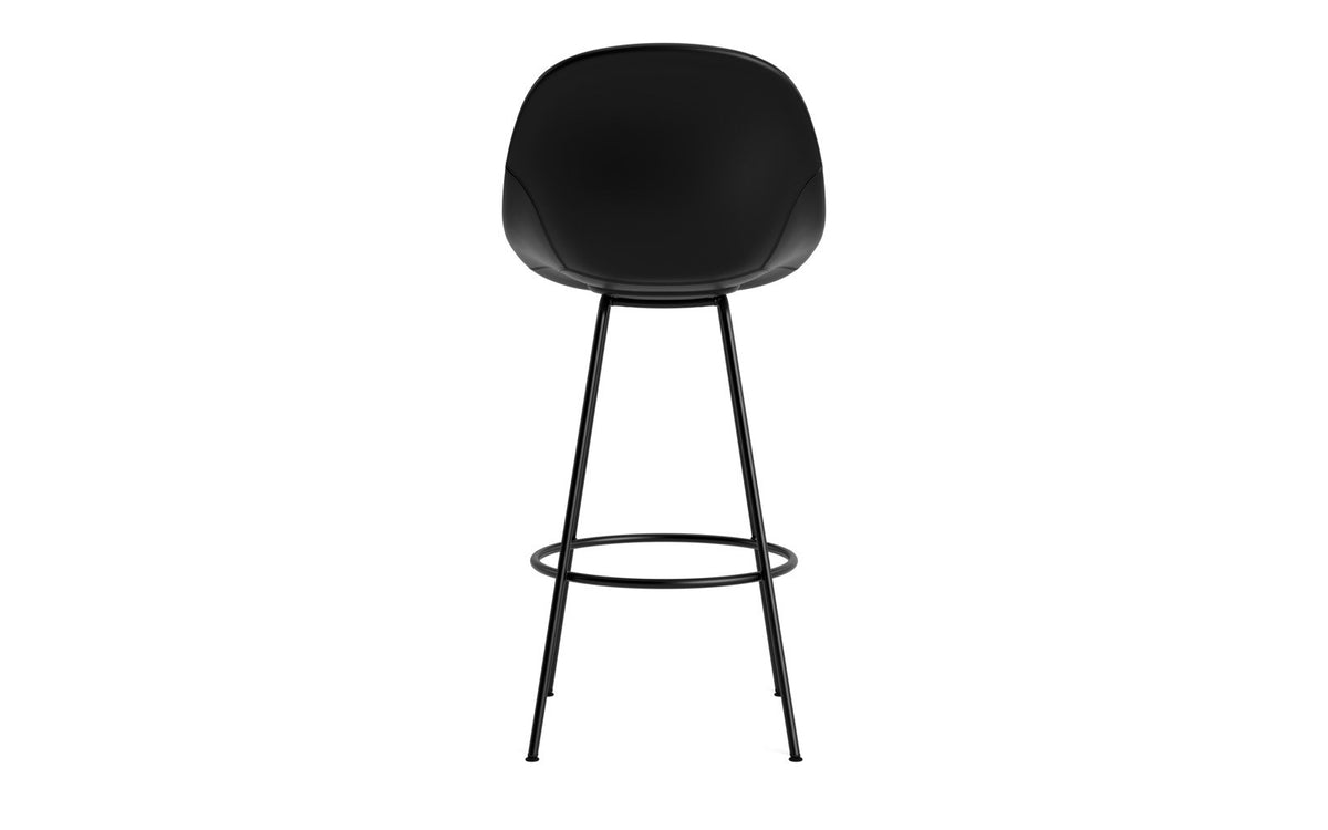 Mat Barstuhl 75 cm vollpolster schwarzes Stahl in Ultra 41599 präsentiert im Onlineshop von KAQTU Design AG. Barstuhl ist von Normann Copenhagen