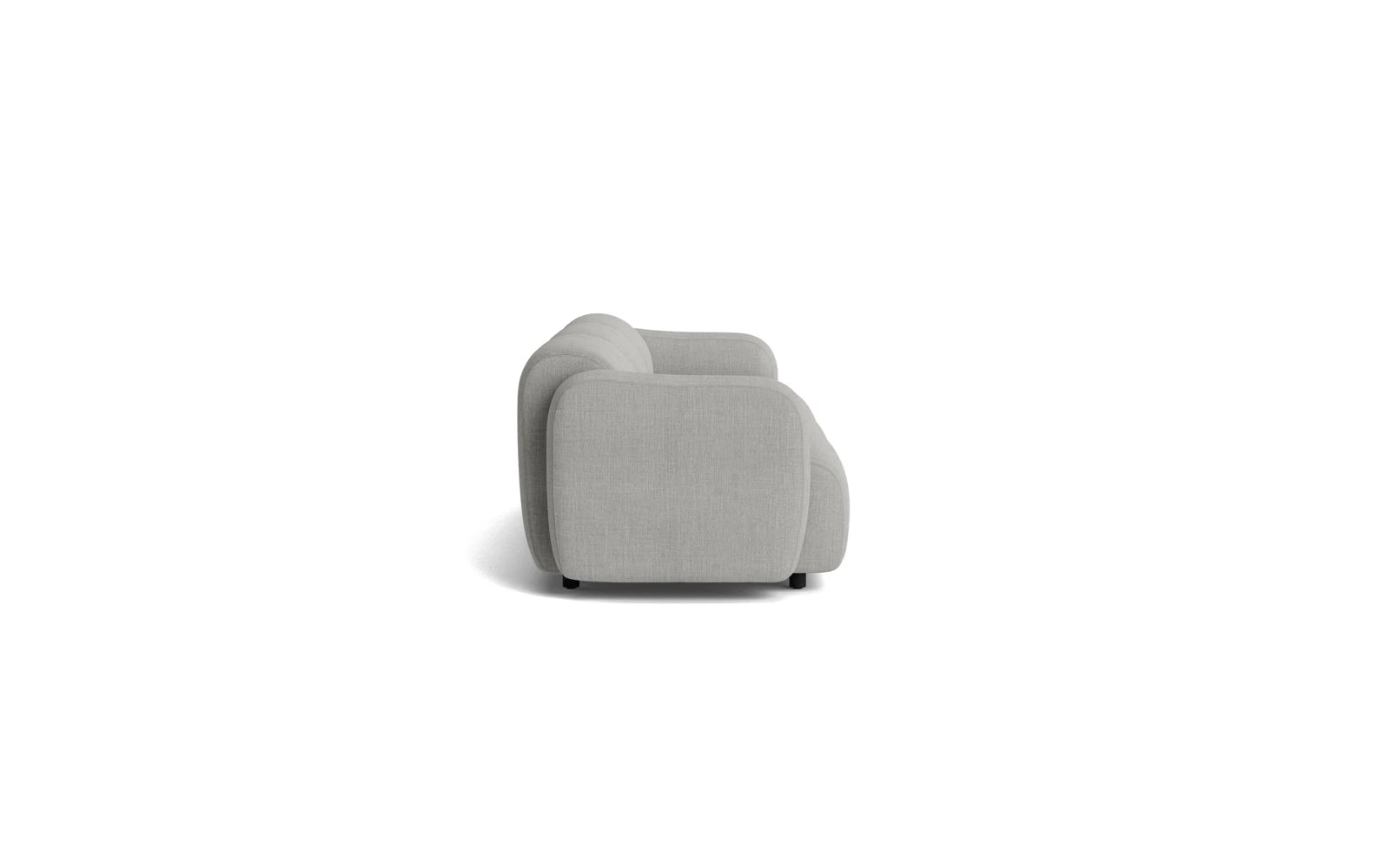 Das Swell Sofa 3er von Normann Copenhagen besticht durch seine weichen Rundungen und bietet in 21 Farben minimalistischen Sitzkomfort.