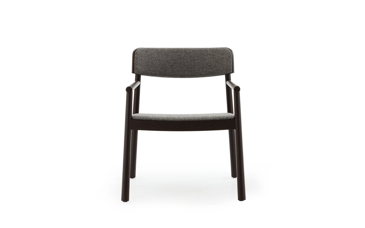 Timb Loungesessel Upholstery in Brown / Hallingdal 368 präsentiert im Onlineshop von KAQTU Design AG. Sessel ist von Normann Copenhagen