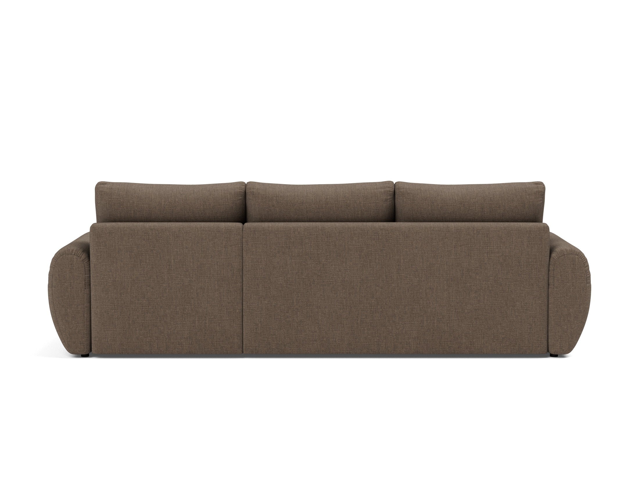 Norum Schlafsofa mit Chaiselongue und Curve-Armlehnen in 411 Esina Cedar Brown präsentiert im Onlineshop von KAQTU Design AG. Bettsofa rechts ist von Innovation Living