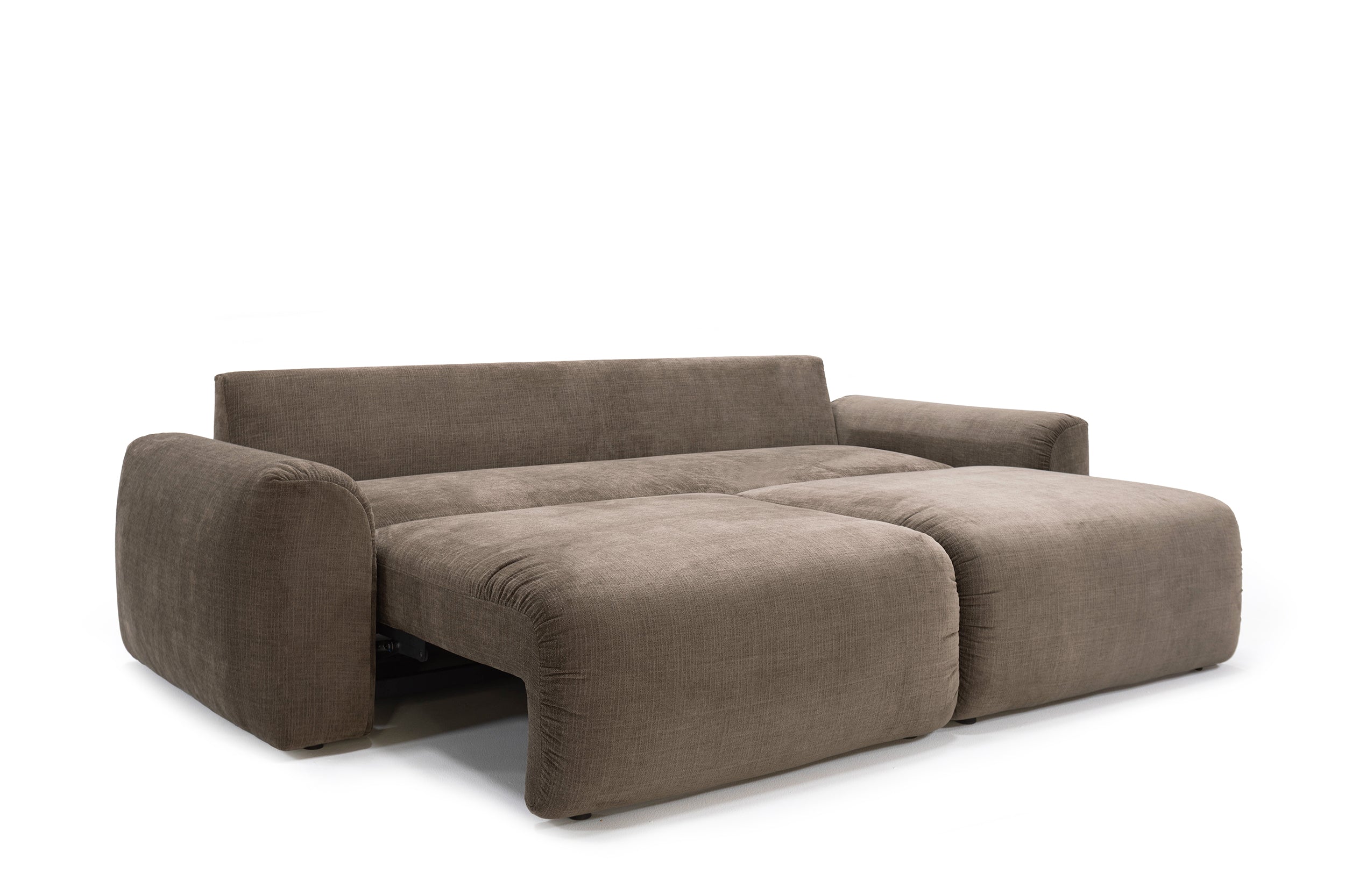 Norum Schlafsofa mit Chunky-Armlehnen in 411 Esina Cedar Brown präsentiert im Onlineshop von KAQTU Design AG. Bettsofa ist von Innovation Living