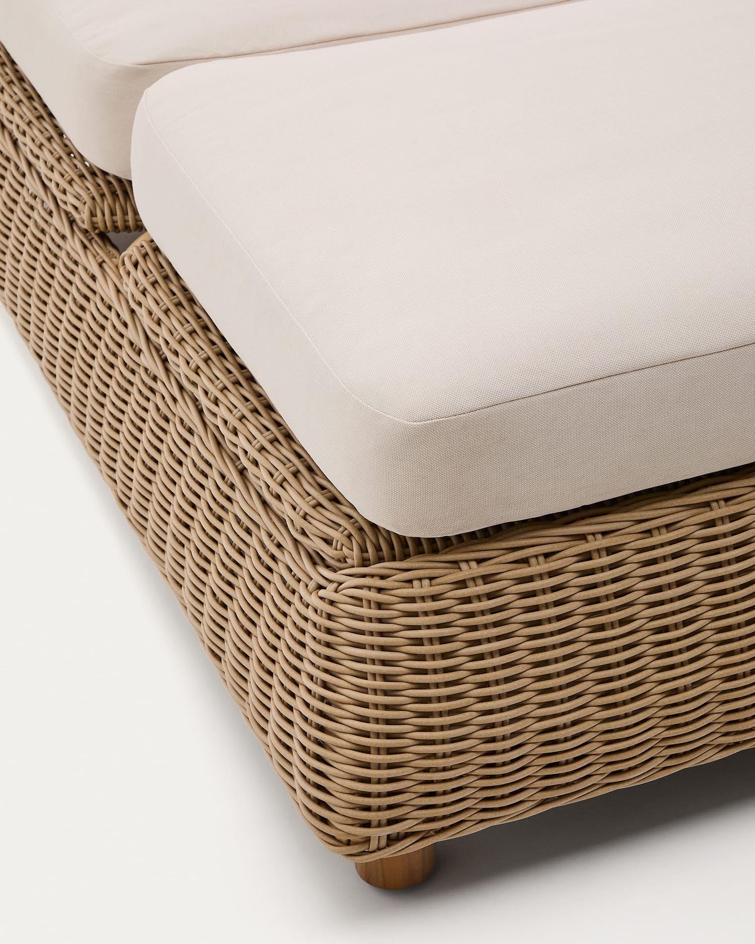 Elegante 2er-Sonnenliege Meria aus robustem synthetischem Rattan, ideal für Garten oder Terrasse und entspannte Momente.