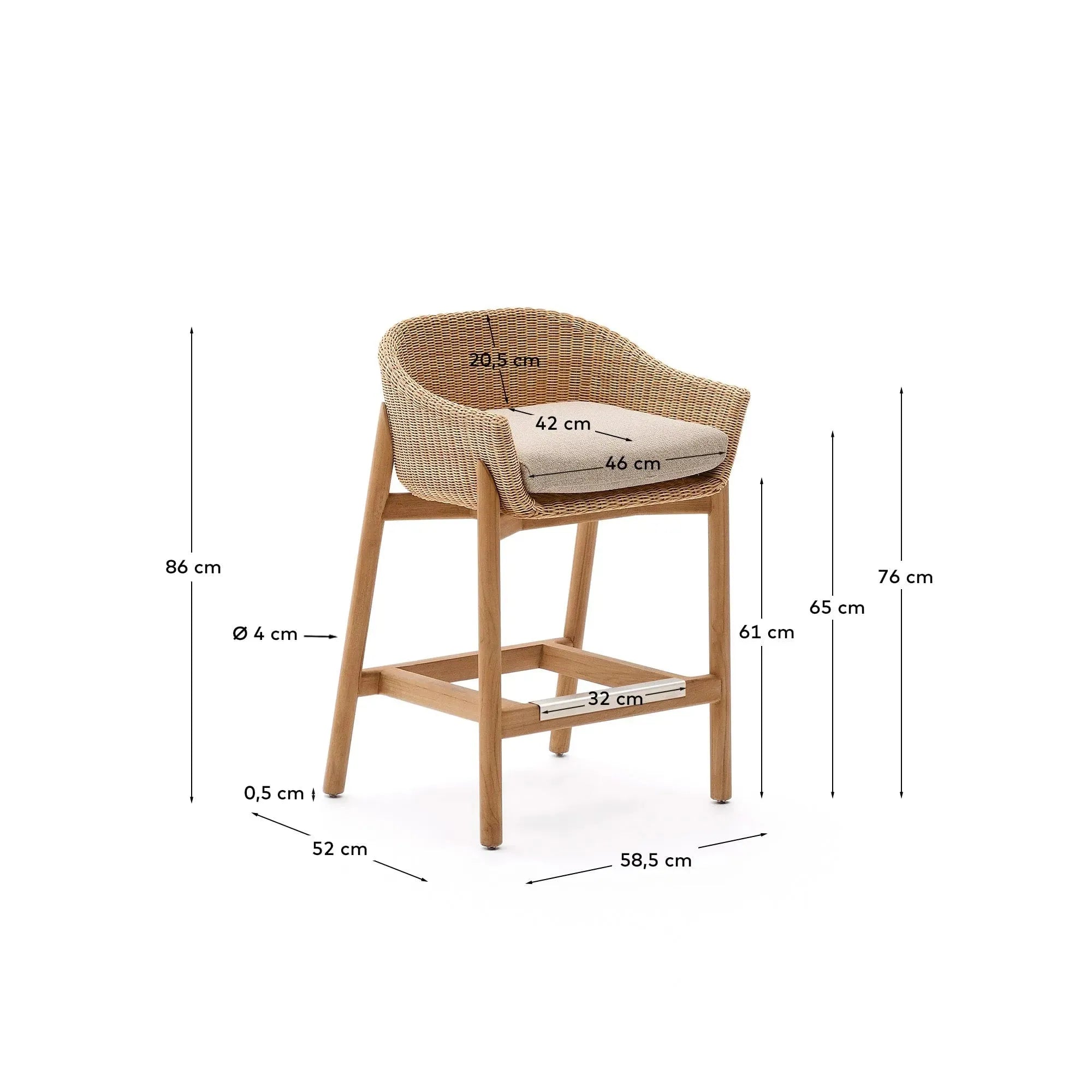 Hocker Galea, 65 cm, aus FSC-zertifiziertem Teakholz und synthetischem Rattan, verbindet Stil, Komfort und umweltfreundliches Design.