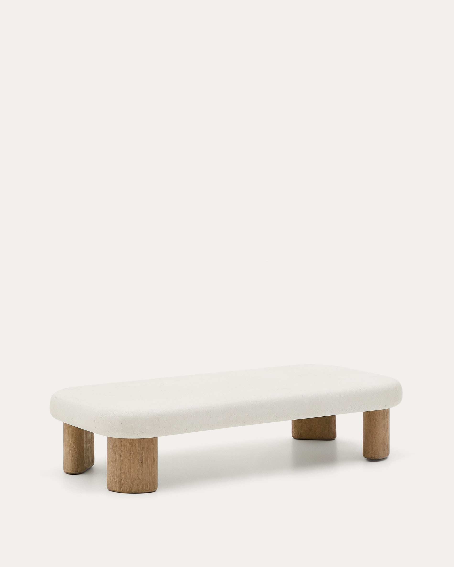 Moderner Couchtisch Labra von Kave Home, 140x70 cm, aus Zement und Akazienholz. Stilvoll und ideal für zeitgemäße Wohnräume.