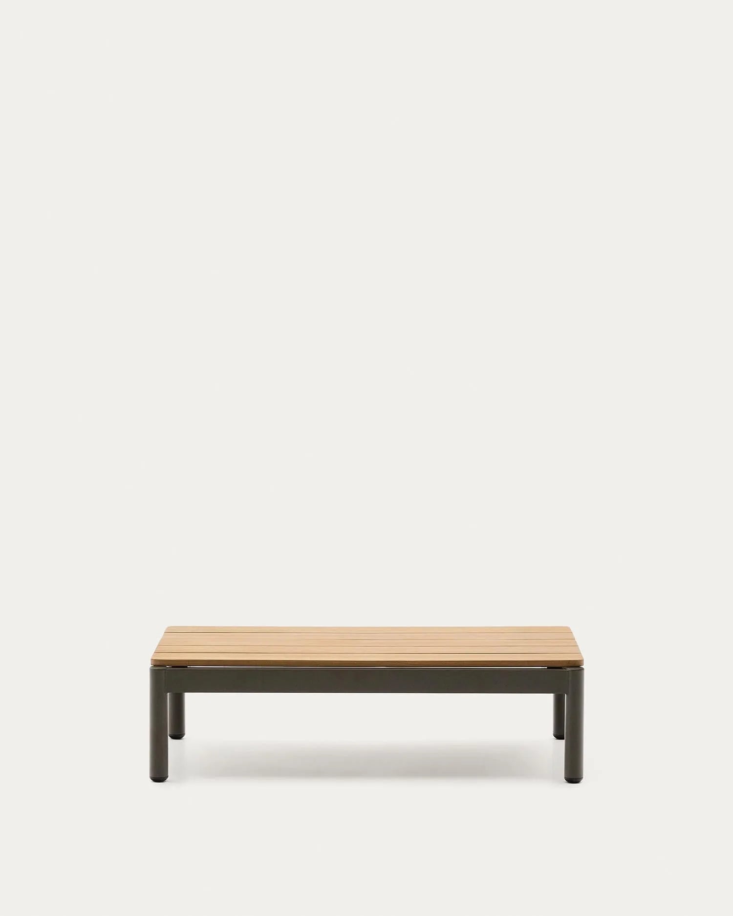 Couchtisch Sorells aus grünem Aluminium und Teakholz 52,4 x 91 cm FSC 100%   in Khaki präsentiert im Onlineshop von KAQTU Design AG. Beistelltisch Outdoor ist von Kave Home