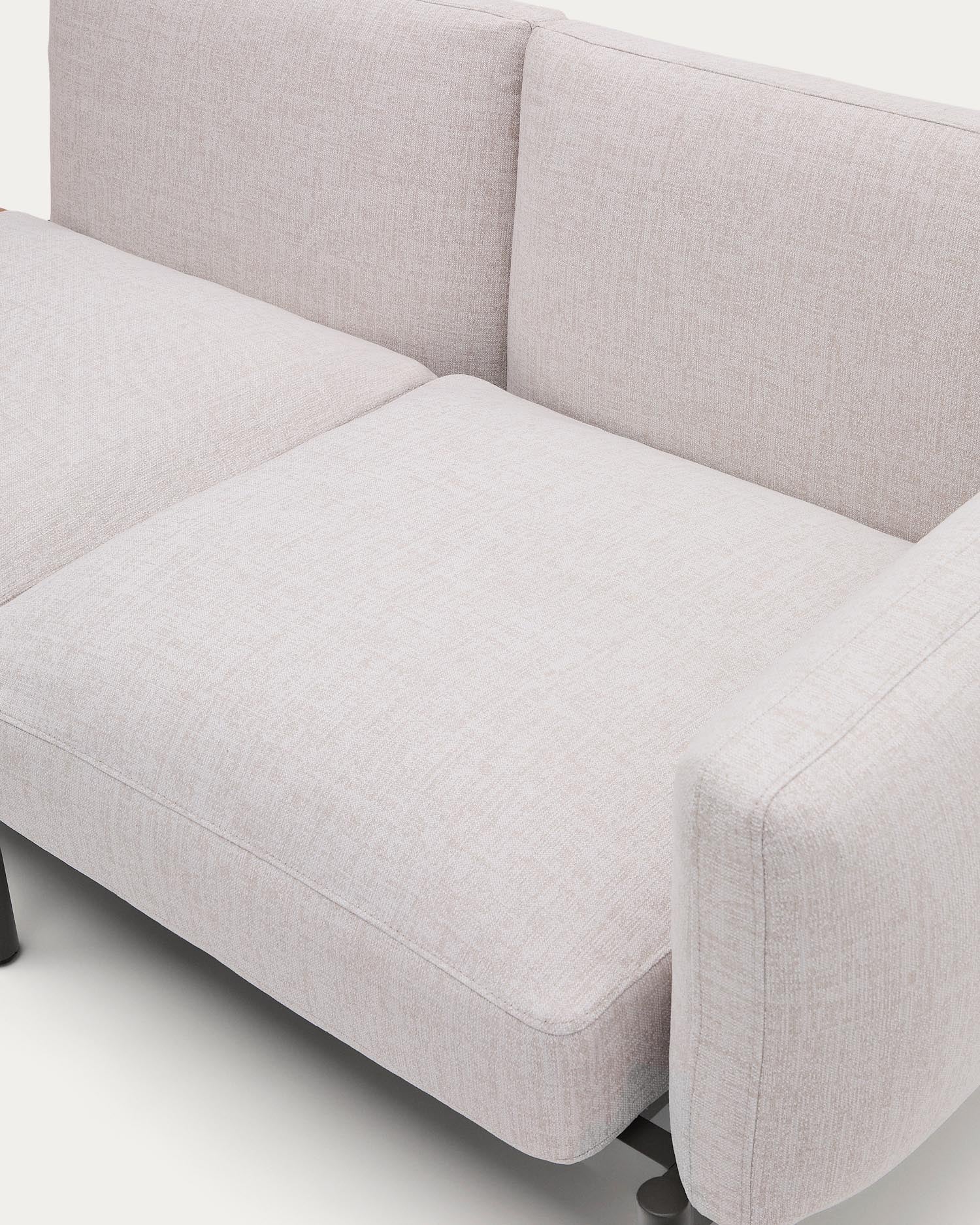Modulares Outdoor-Sofa Sorells mit 3 Sitzplätzen mit beigefarbener Polsterung und grauem Aluminium, mit Tisch aus Teakholz, 341 x 113 cm, FSC 100 % in Beige präsentiert im Onlineshop von KAQTU Design AG. Lounge Sofa ist von Kave Home