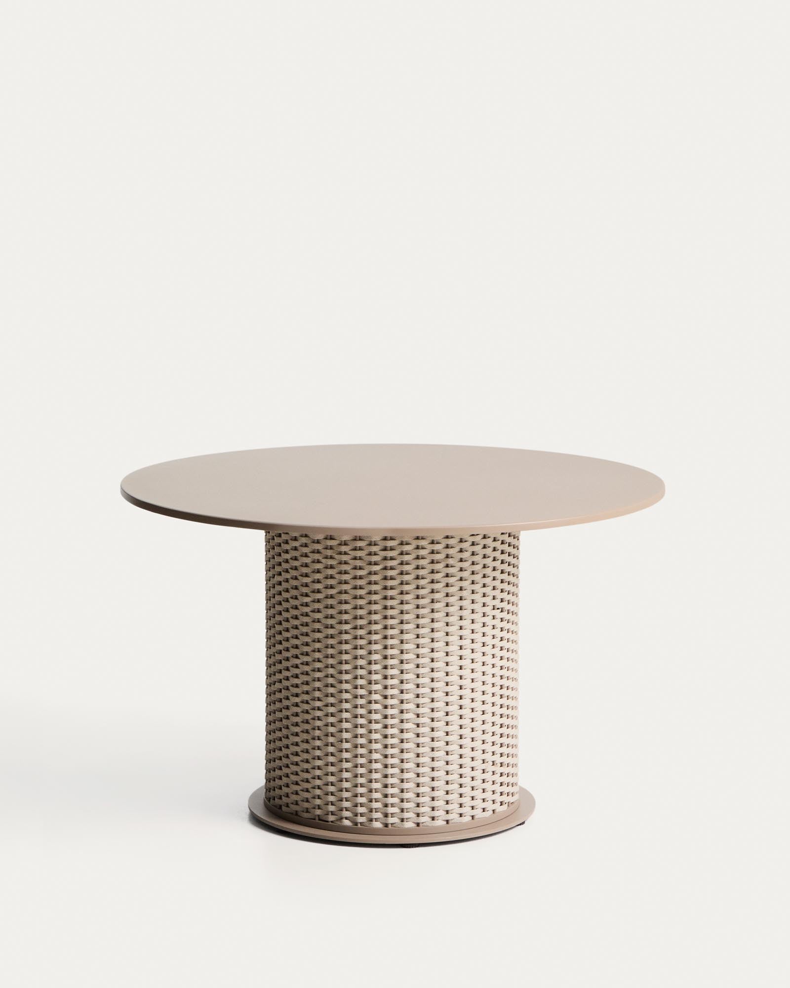 Outdoor-Tisch Sedalis aus Aluminium und Seil in Taupe, Ø 120 cm in Taupe präsentiert im Onlineshop von KAQTU Design AG. Gartentisch ist von Kave Home