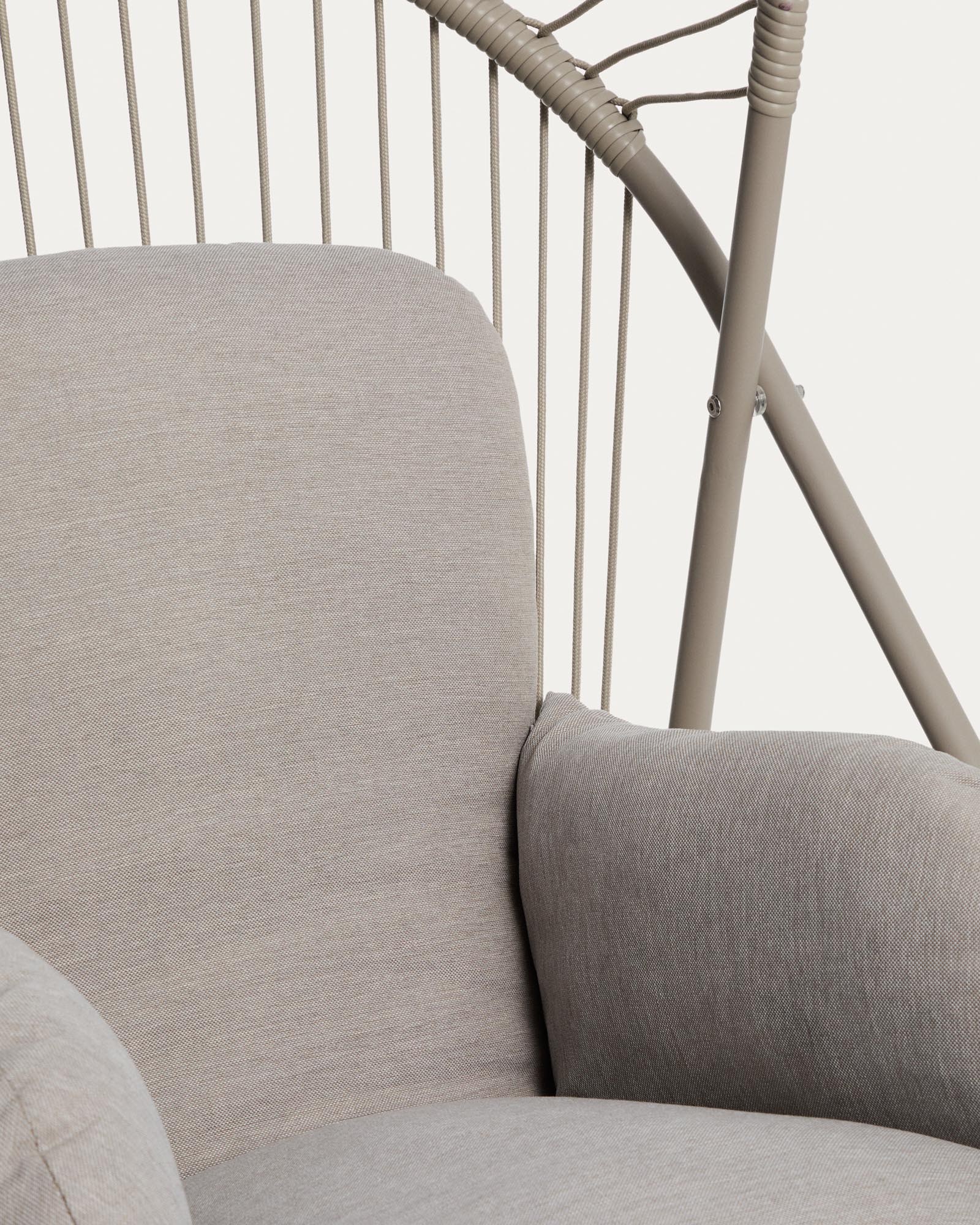 Hängesessel Livadi aus Stahl und taupefarbenem Seil in Beige präsentiert im Onlineshop von KAQTU Design AG. Hängestuhl ist von Kave Home