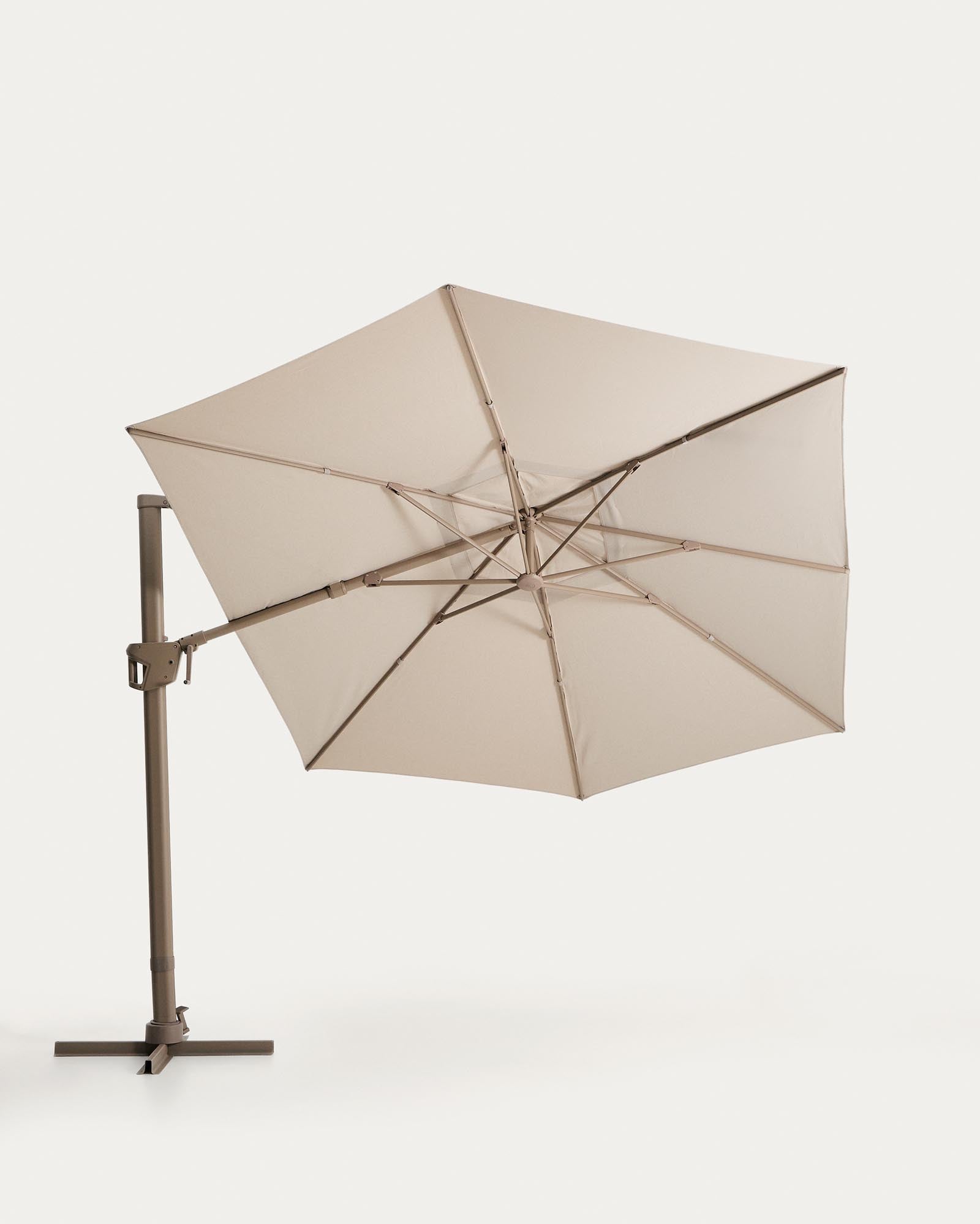 Eleganter exzentrischer Sonnenschirm Noli in sanftem Beige, mit robustem taupefarbenem Aluminiumgestell, ideal für schattige Momente im Garten.