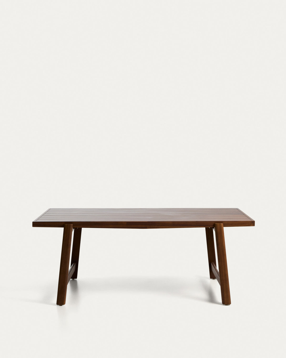 Outdoor-Tisch Itani aus massivem Akazienholz, 200 x 100 cm, FSC 100 % in Braun präsentiert im Onlineshop von KAQTU Design AG. Gartentisch ist von Kave Home