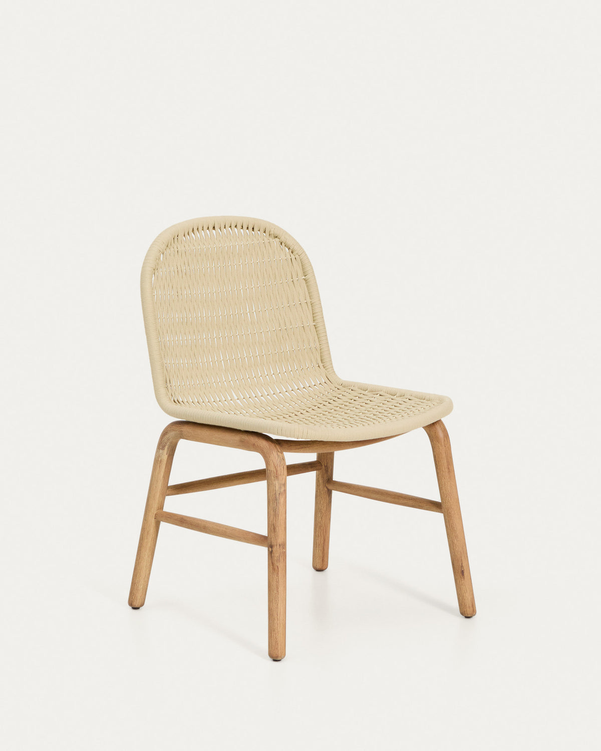 Stuhl Alipa aus massivem Akazienholz und ecrufarbenem Seil, FSC 100 % in Ecru, Beige, Weiss präsentiert im Onlineshop von KAQTU Design AG. Gartenstuhl ist von Kave Home