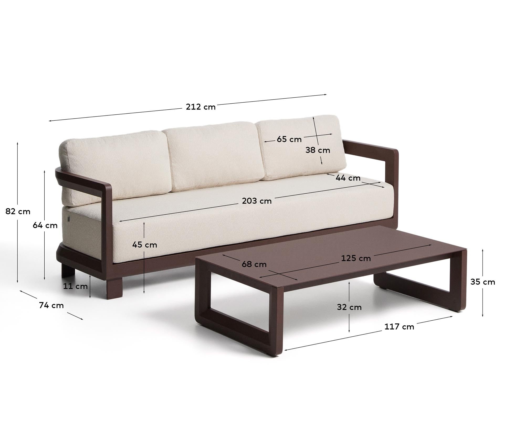 Stylisches Loungeset Nerano mit einem komfortablen 3-Sitzer Sofa in warmem Braun und einem eleganten Couchtisch aus Aluminium, perfekt für entspannte Stunden im Freien.