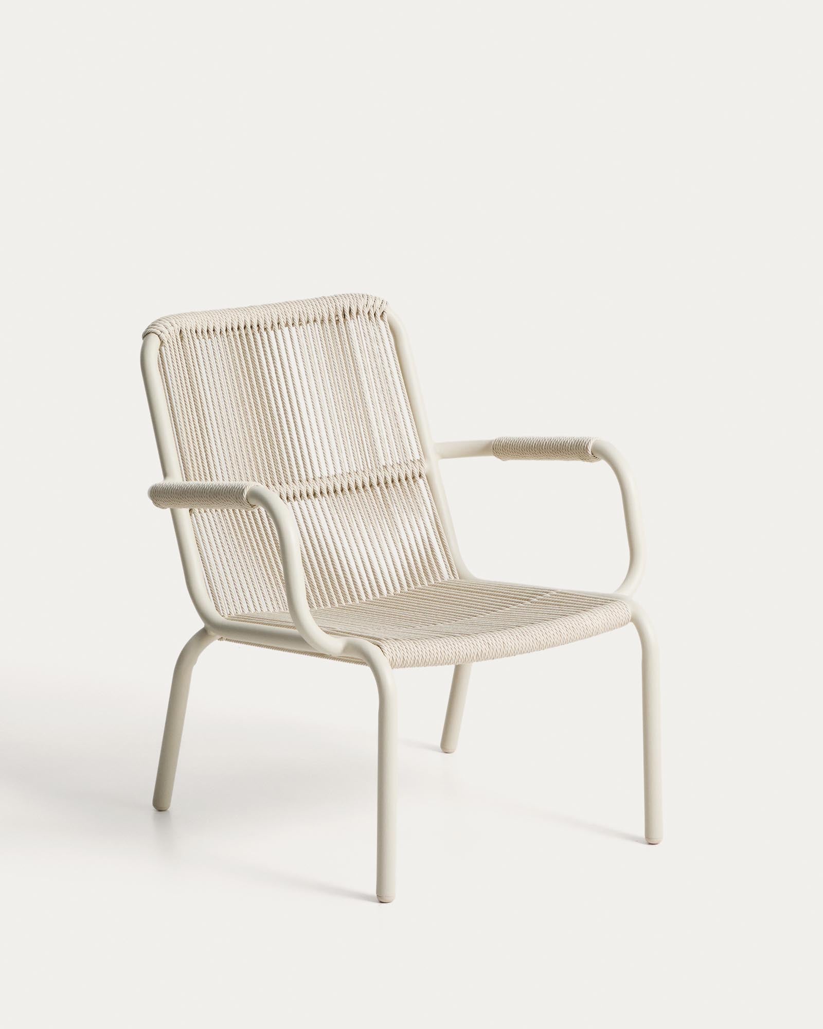 Stapelbarer Sessel Salis aus ecrufarbenem Aluminium und ecrufarbenem Synthetikseil in Ecru präsentiert im Onlineshop von KAQTU Design AG. Outdoor-Sessel ist von Kave Home
