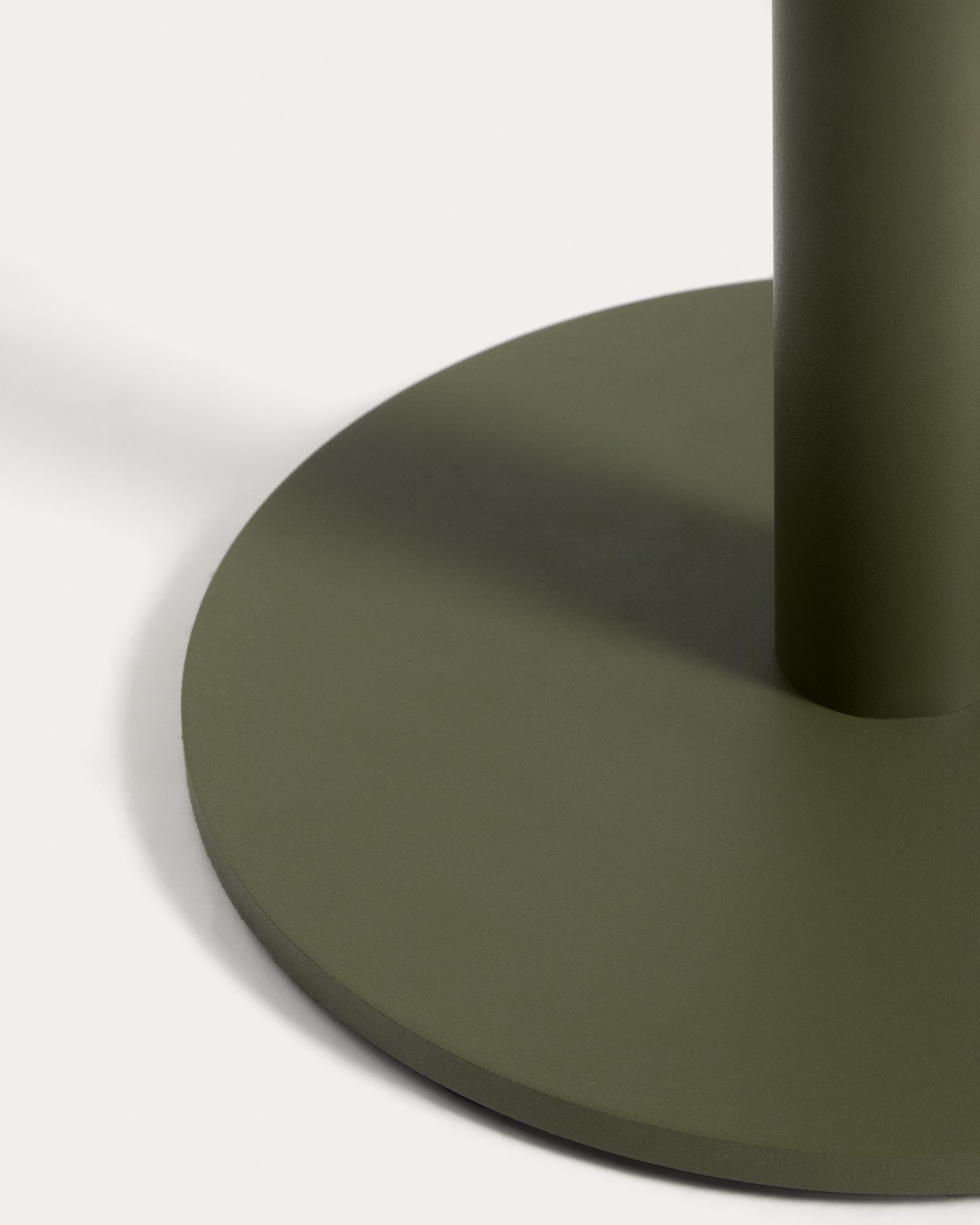 Eleganter Beistelltisch Asinara aus grünem Aluminium, Ø 40 cm, ideal für den Außenbereich, verleiht jedem Garten einen frischen Akzent.