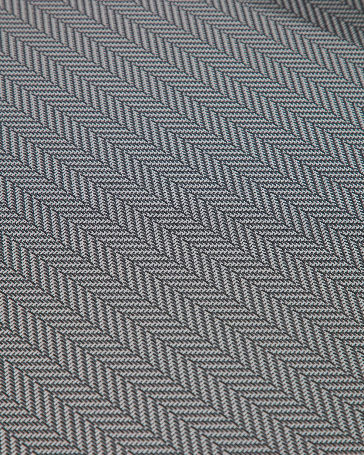 Stapelbare Sonnenliege Lesina aus graphitfarbenem Aluminium und grauem Texteline in Graphit, Schwarz präsentiert im Onlineshop von KAQTU Design AG. Liegestuhl ist von Kave Home