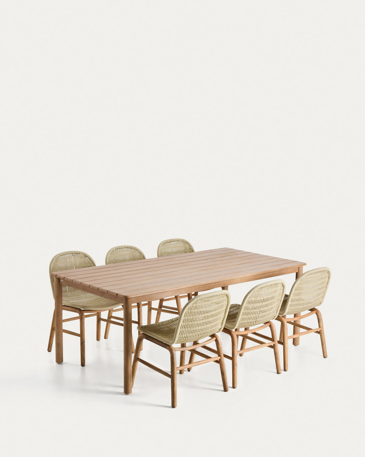 Set mit Tisch Sori aus massivem Akazienholz und 6 Stühlen Alipa aus massivem Akazienholz und ecrufarbenem Seil, 200 x 100 cm FSC 100 % in Braun, Ecru präsentiert im Onlineshop von KAQTU Design AG. Loungeset ist von Kave Home