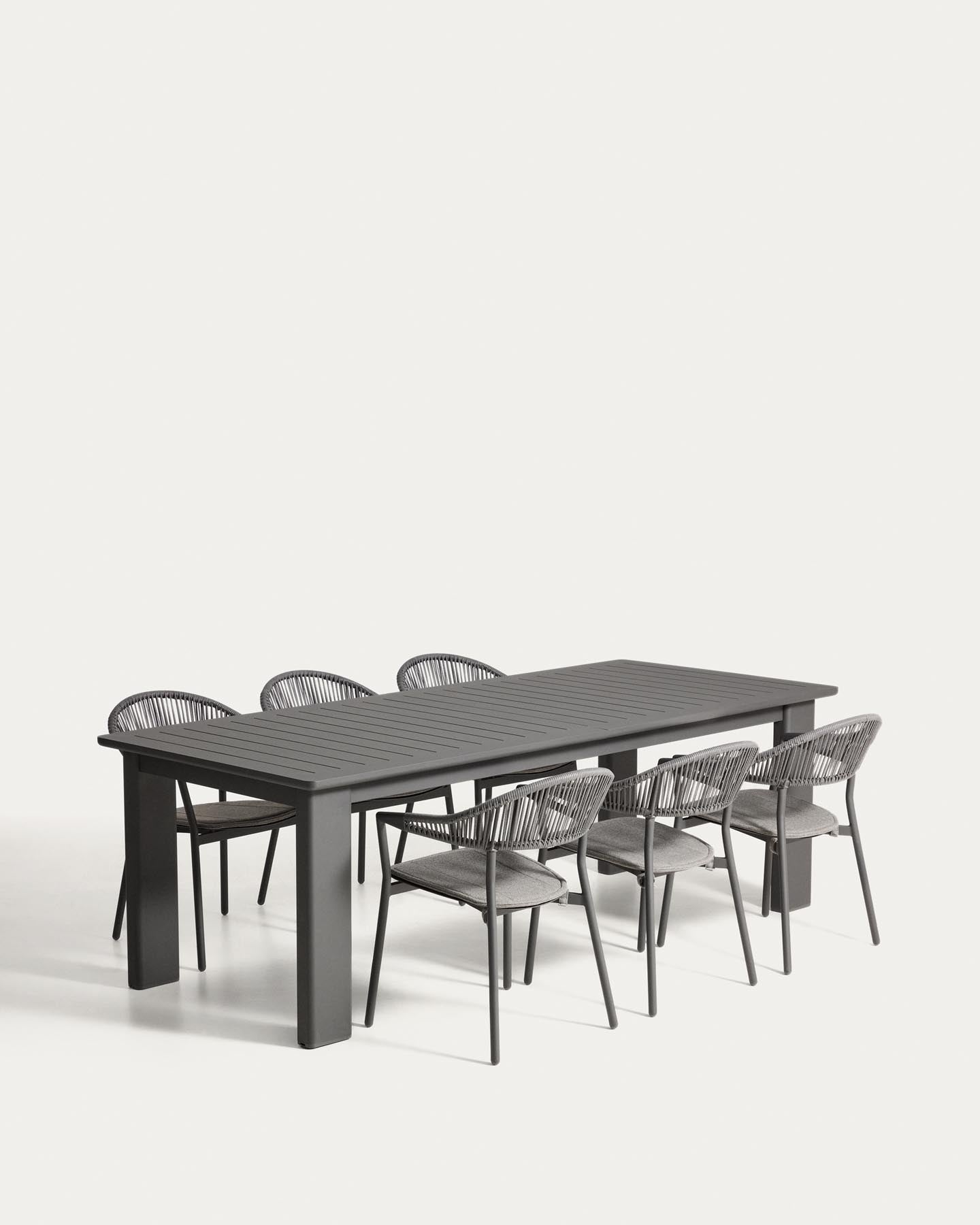 Set mit Ausziehtisch Livorno aus Aluminium in Graphit und 6 Stühlen Alimia aus Aluminium in Graphit und Synthetikseil in Grau, 233 (350) x 100 cm in Graphit präsentiert im Onlineshop von KAQTU Design AG. Loungeset ist von Kave Home