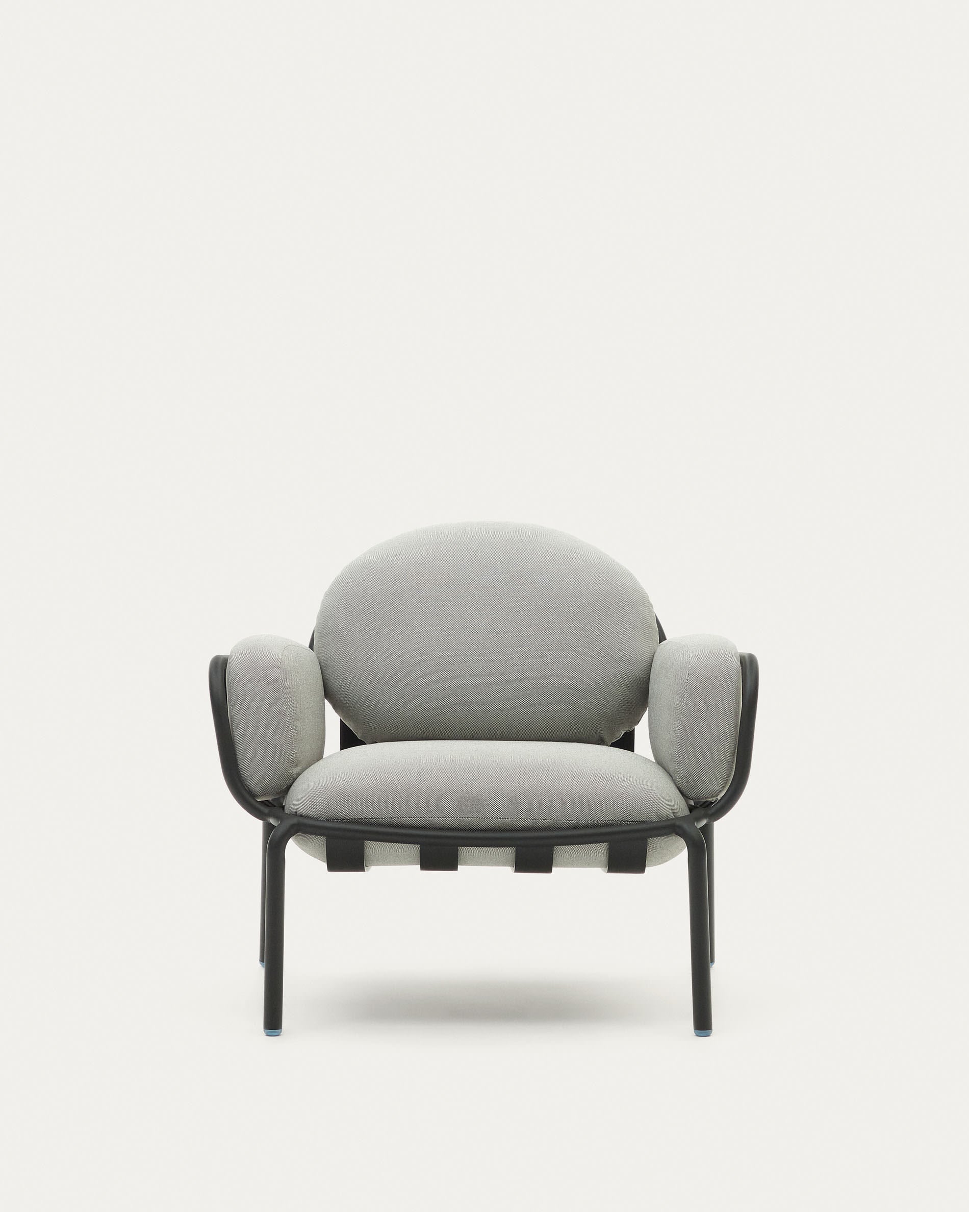 Moderner Joncols Gartensessel aus Aluminium in elegantem Grau.