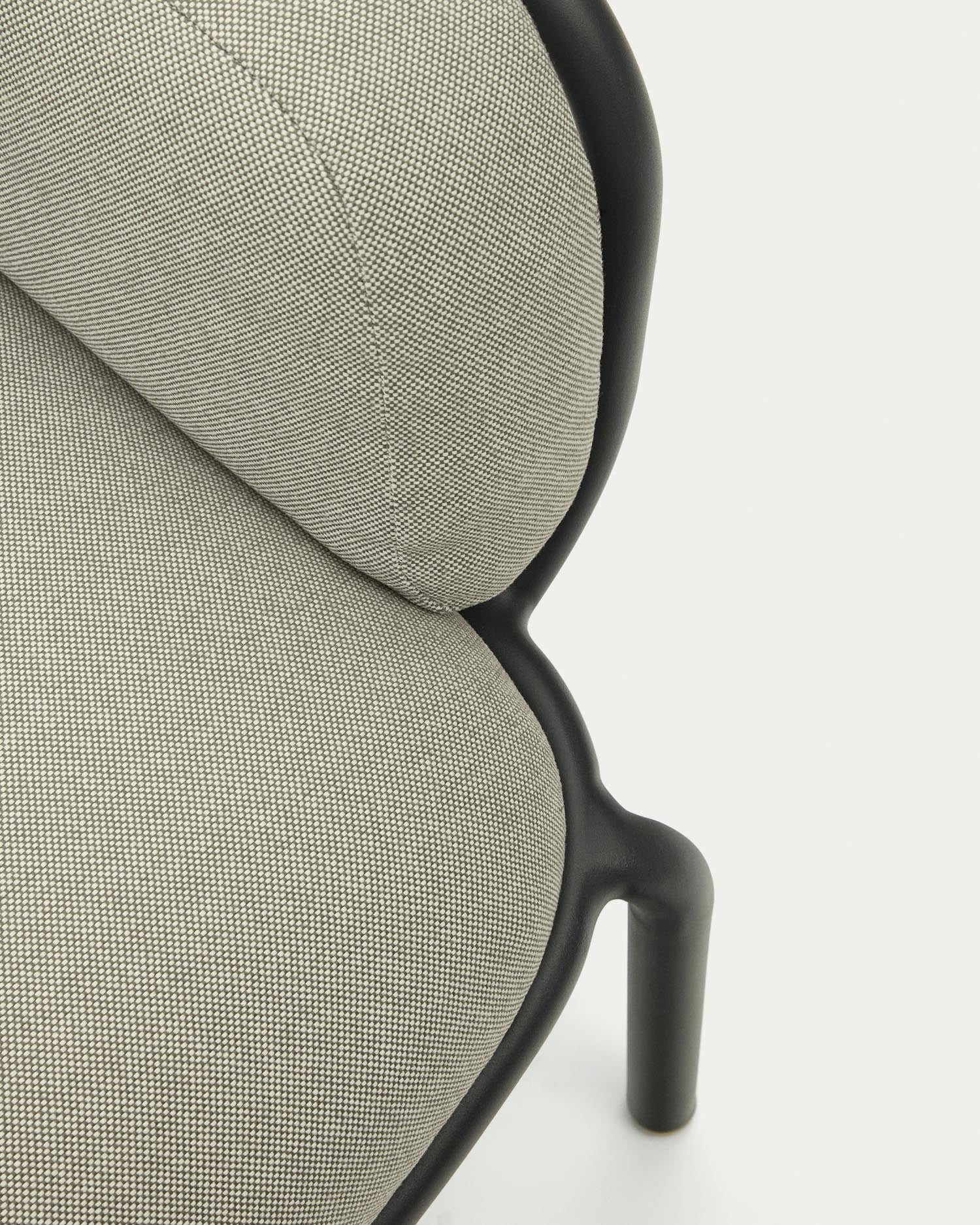 2-Sitzer-Outdoor-Sofa Joncols mit Bezug in Beige aus Aluminium mit grau lackiertem Finish 164 cm in Grau präsentiert im Onlineshop von KAQTU Design AG. Lounge Sofa ist von Kave Home