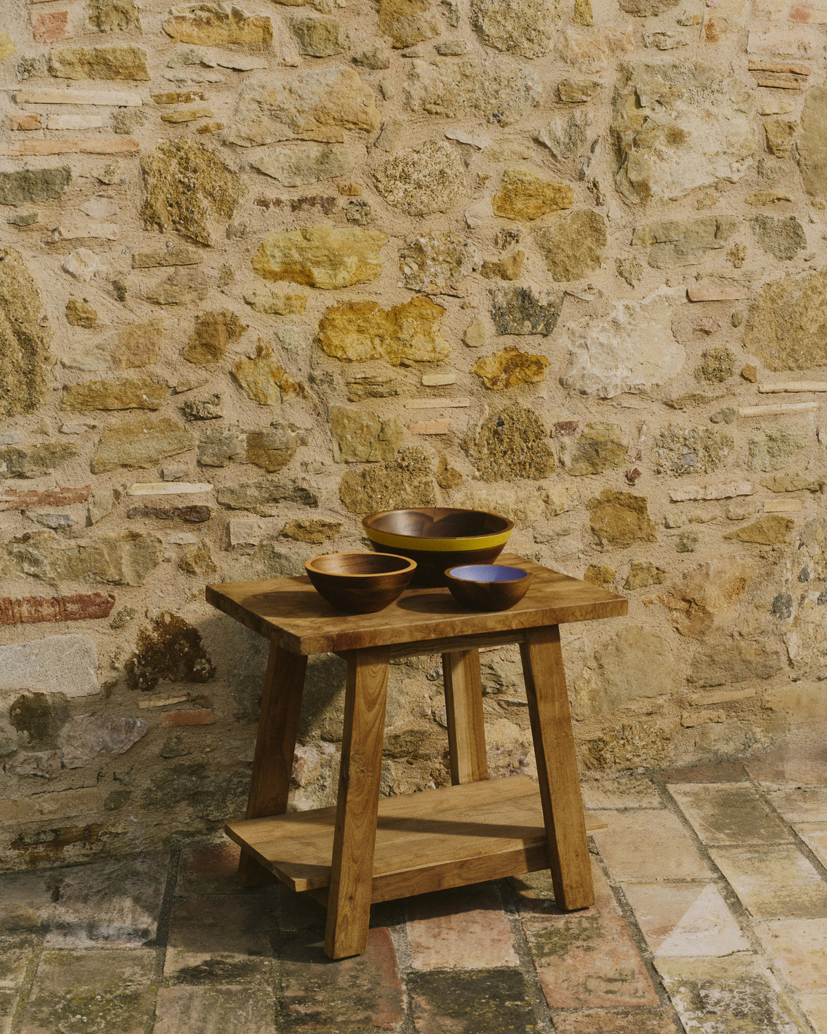 Set aus 2 mehrfarbigen Schalen Zairin aus Akazienholz, FSC 100 % in Mehrfarbig präsentiert im Onlineshop von KAQTU Design AG. Schale ist von Kave Home