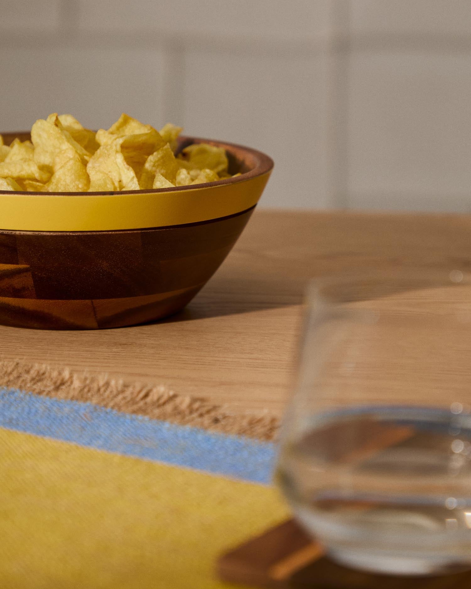 Gelbe Schale Zairin aus Akazienholz, FSC 100 % in Gelb präsentiert im Onlineshop von KAQTU Design AG. Schale ist von Kave Home
