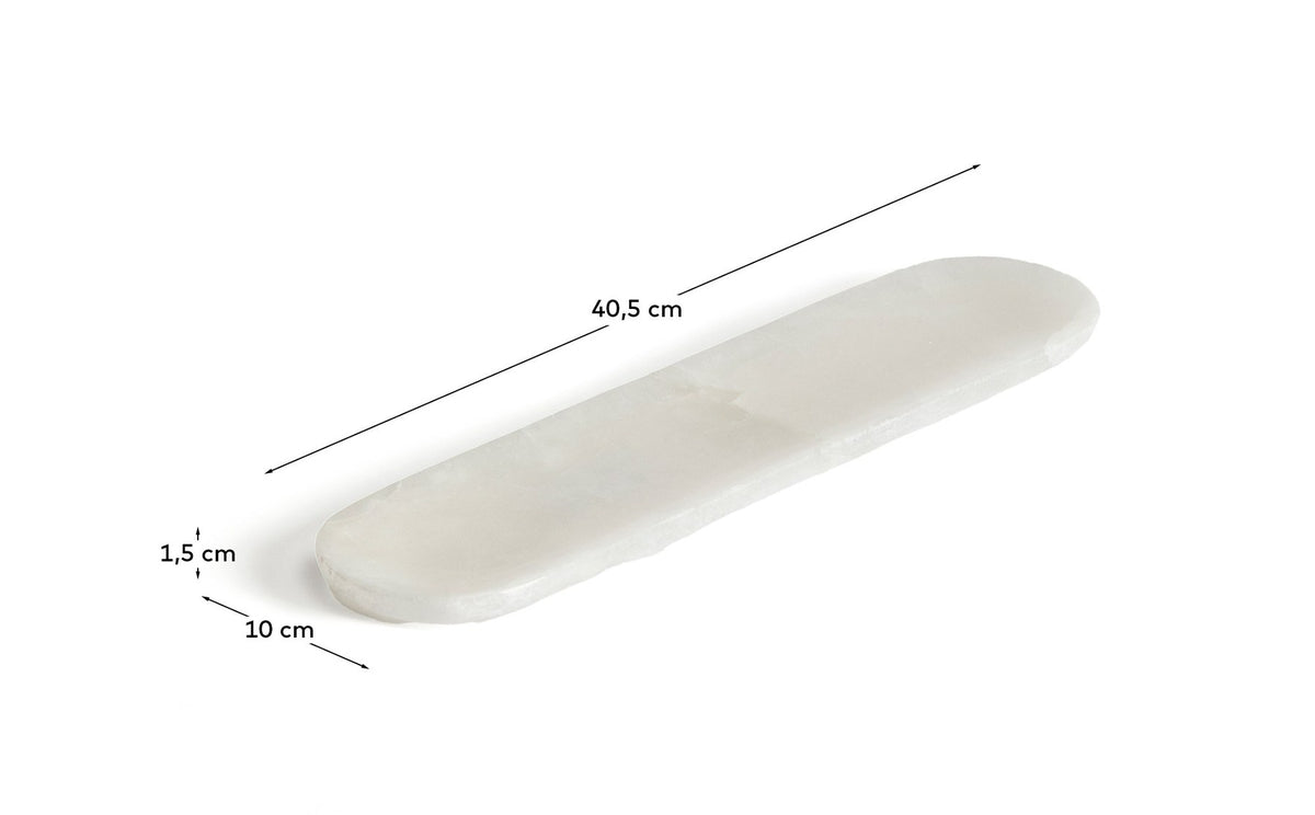 Weisser Tafelaufsatz Noreli aus poliertem Alabaster mit natürlicher Marmorierung, schlichte rechteckige Form auf einem Tisch.