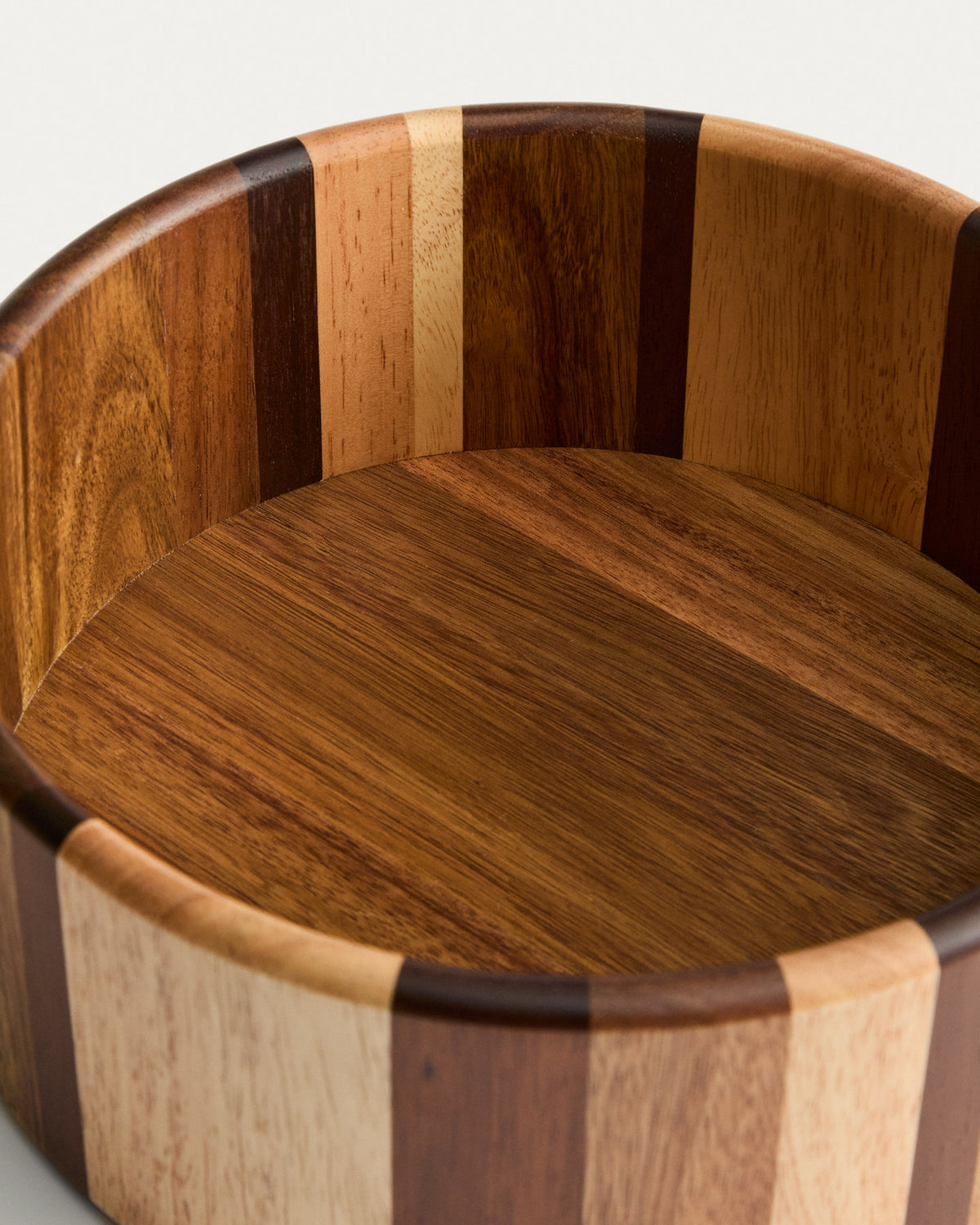Schale Nover aus Akazienholz, FSC 100 % in Natur präsentiert im Onlineshop von KAQTU Design AG. Schale ist von Kave Home