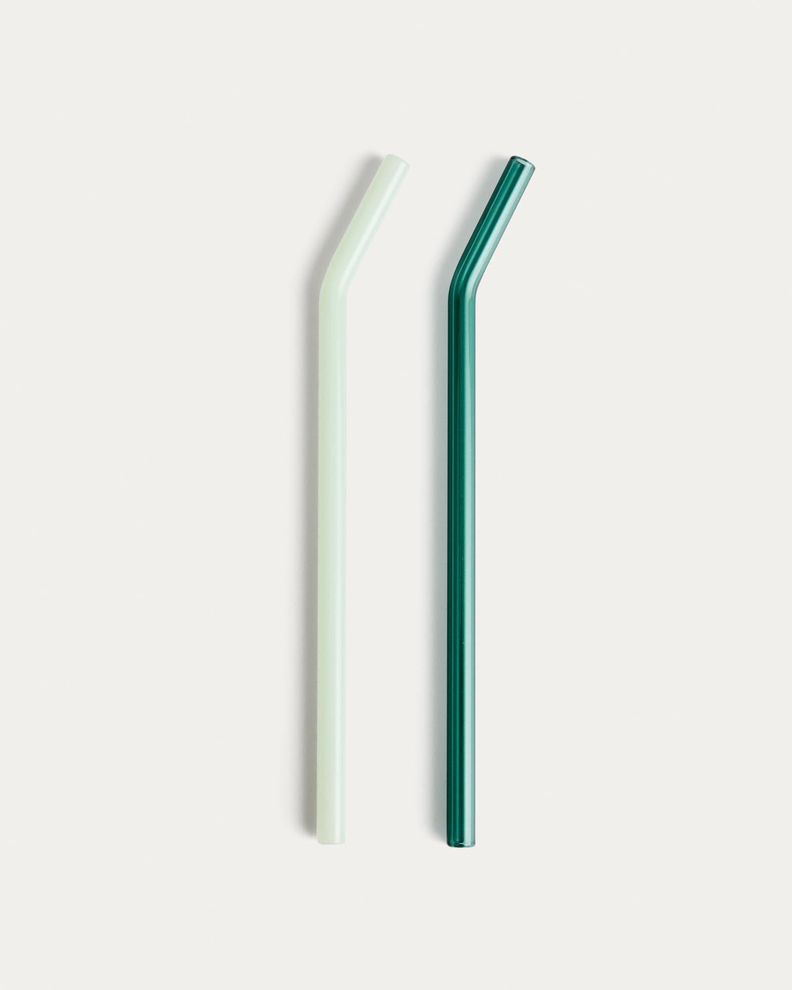 Set Micla mit 6 Trinkhalmen aus Glas, 10,5 cm in Grün präsentiert im Onlineshop von KAQTU Design AG. Trinkhalme ist von Kave Home
