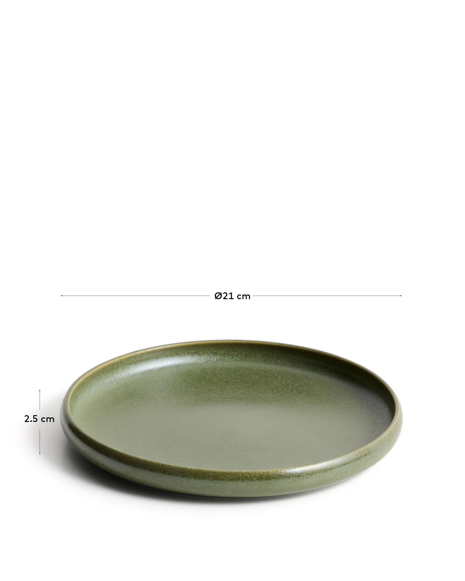 Eleganter grüner Keramikteller Uilo von Kave Home, ideal für süße Leckereien und festliche Anlässe.
