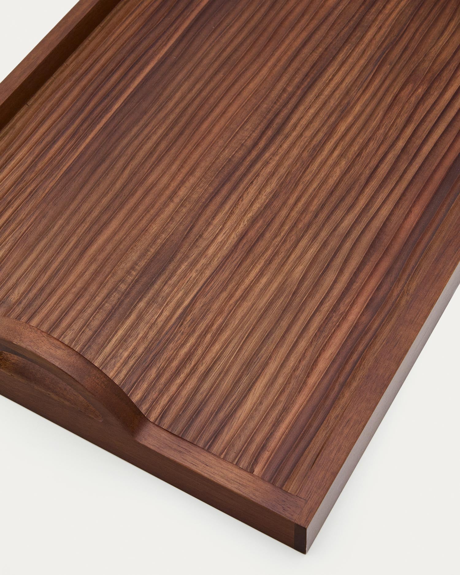 Tablett Rommu aus Akazienholz FSC 100% in Braun präsentiert im Onlineshop von KAQTU Design AG. Tablett ist von Kave Home