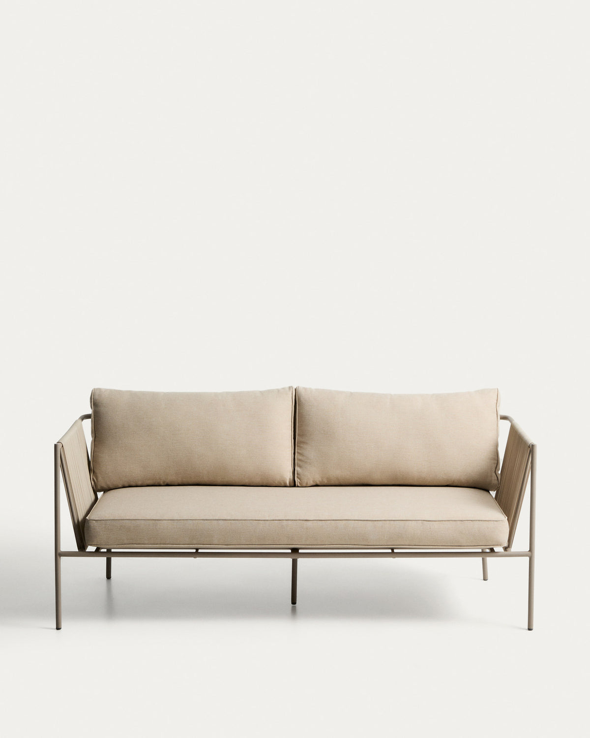 2-Sitzer-Outdoor-Sofa Zivia aus écrufarbenem Seil und taupefarben verzinktem Stahl 178 cm in Taupe, Beige, Ecru präsentiert im Onlineshop von KAQTU Design AG. Lounge Sofa ist von Kave Home