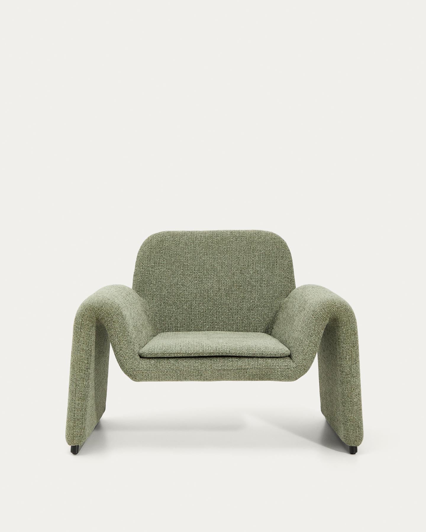 Sessel Melvia mit grüner Chenille in Hellgrün präsentiert im Onlineshop von KAQTU Design AG. Sessel ist von Kave Home