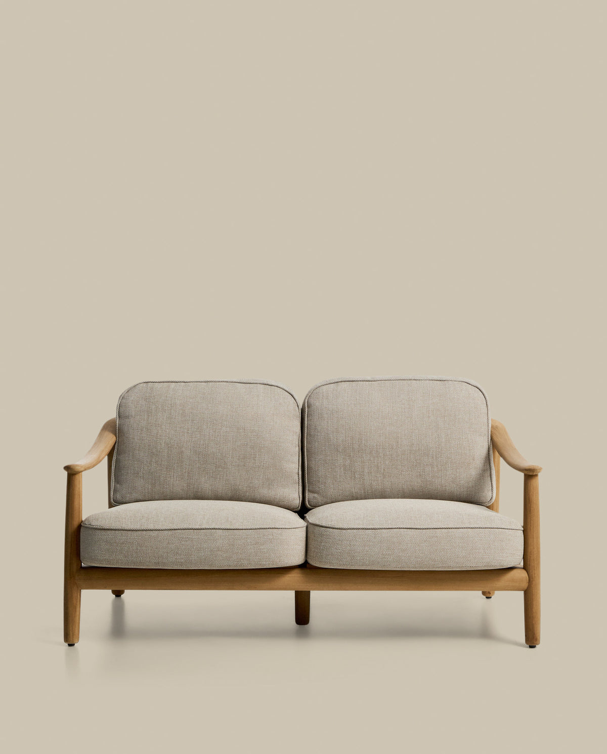 2-Sitzer Outdoor-Sofa Elunda aus massivem Teakholz, FSC 100 %, 149 cm in Beige, Natur, Hellgrau präsentiert im Onlineshop von KAQTU Design AG. Lounge Sofa ist von Kave Home