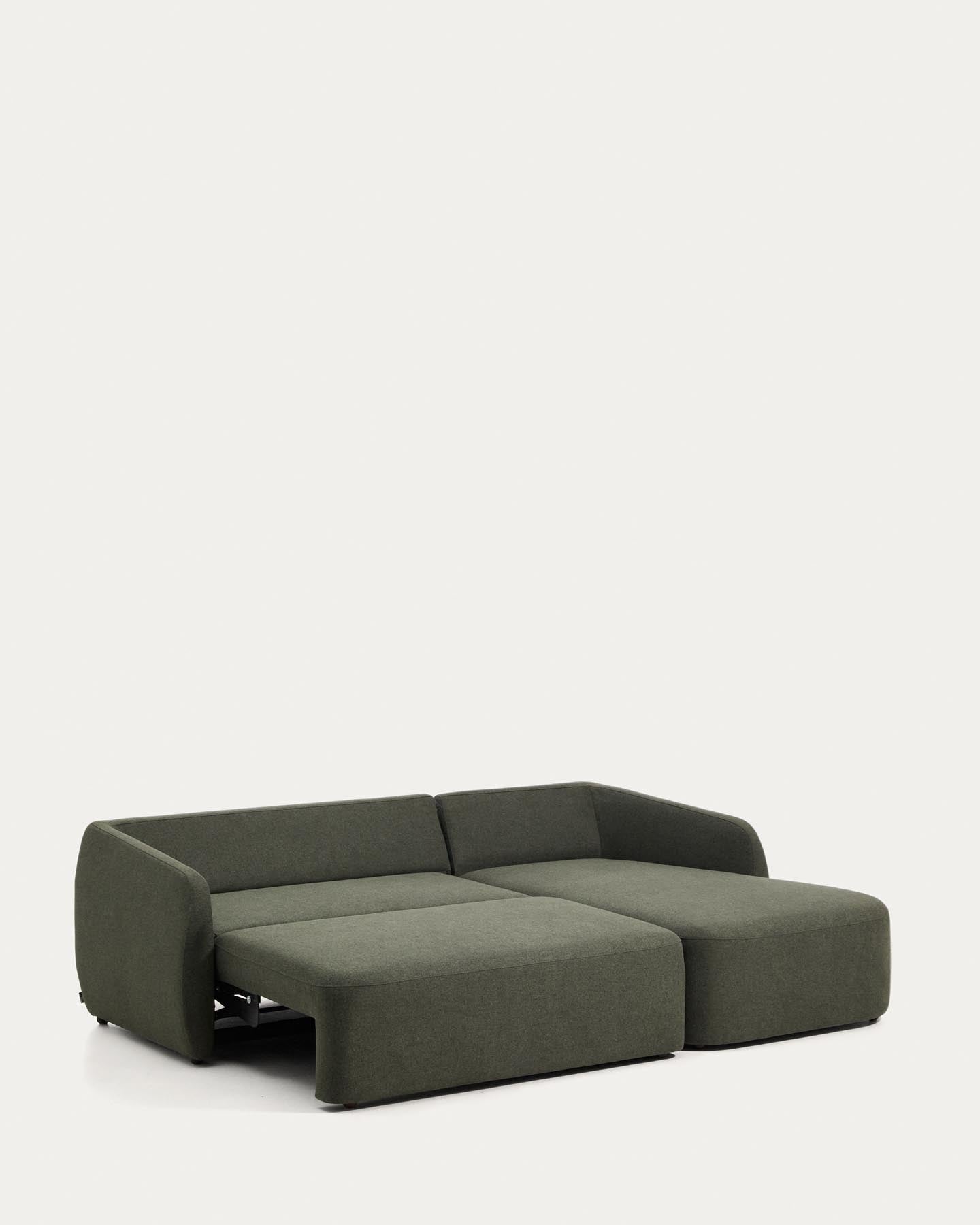 3-Sitzer-Bettsofa Laira in dunkelgrüner Chenille und Chaiselongue rechts, 246 cm, FSC Mix Credit in Dunkelgrün präsentiert im Onlineshop von KAQTU Design AG. Bettsofa ist von Kave Home