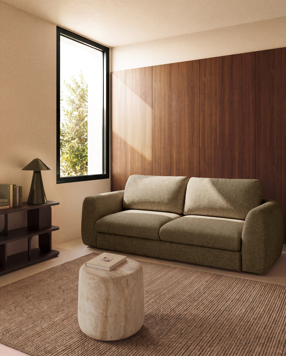 4-Sitzer Bettsofa Vera in Dunkelgrün mit abgerundeten Armlehnen, schwarzen Beinen und texturiertem Gewebebezug, Y-open Öffnungssystem sichtbar.