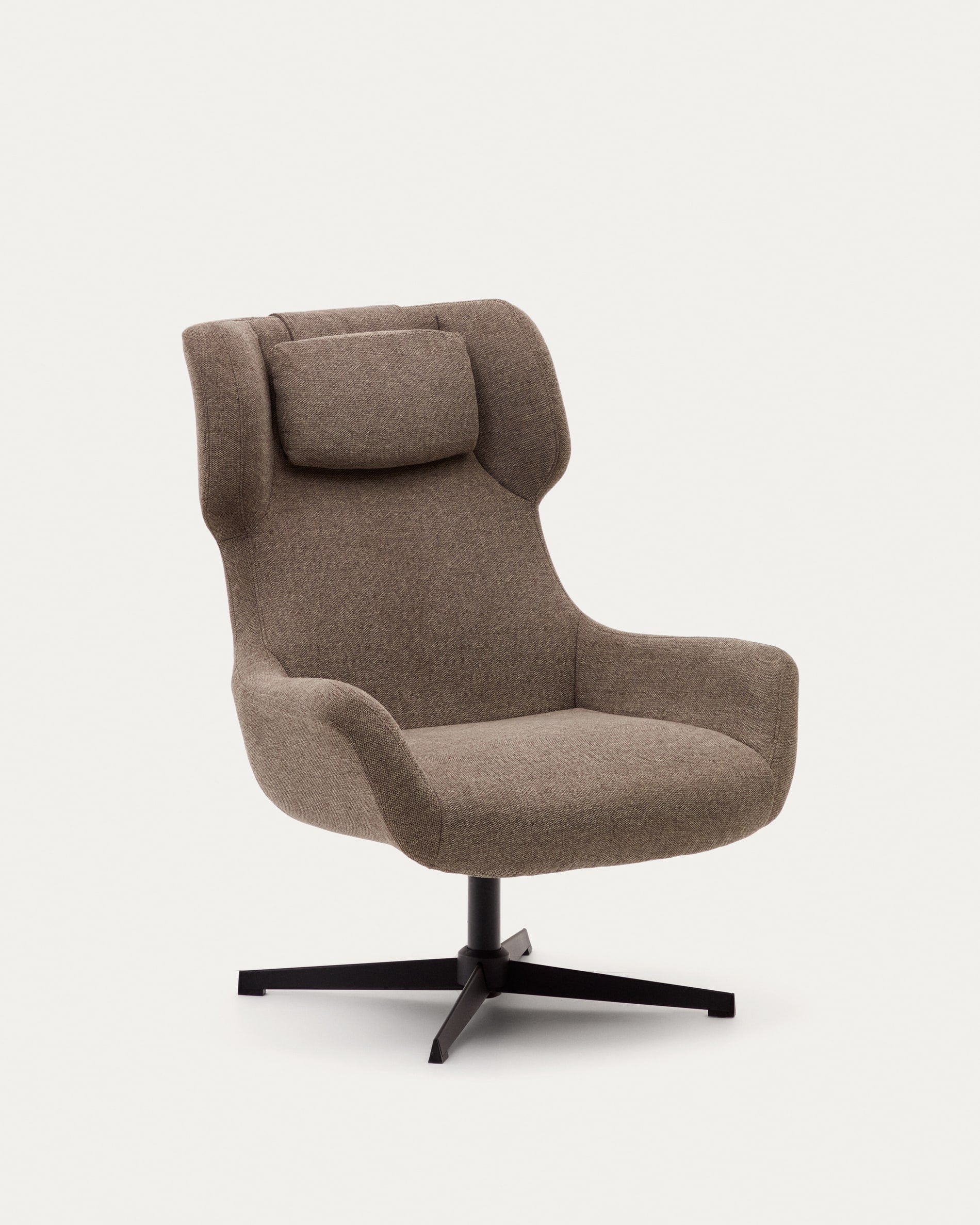 Zalina swivel chair made of light<tc>braun</tc>em chenille and steel with black finish FSC 100%