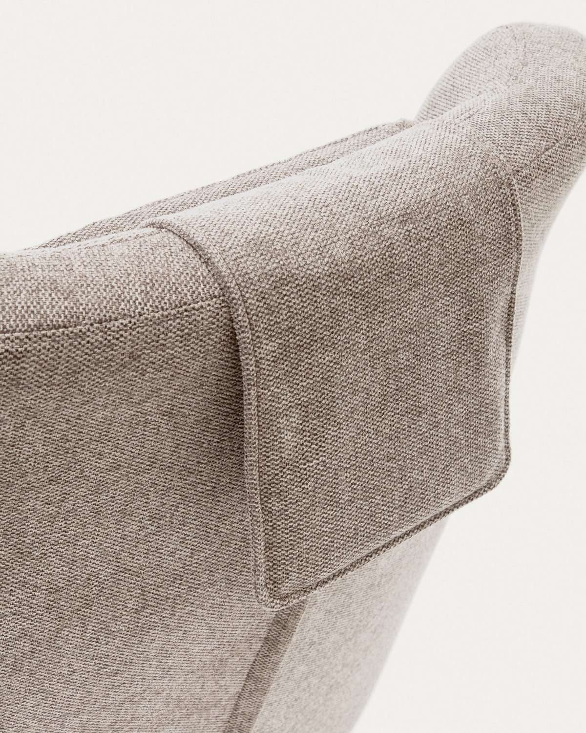 Zalina Drehsessel aus beigefarbenem Chenille und Stahl mit schwarzem Finish FSC 100% in Beige, Schwarz präsentiert im Onlineshop von KAQTU Design AG. Drehsessel ist von Kave Home