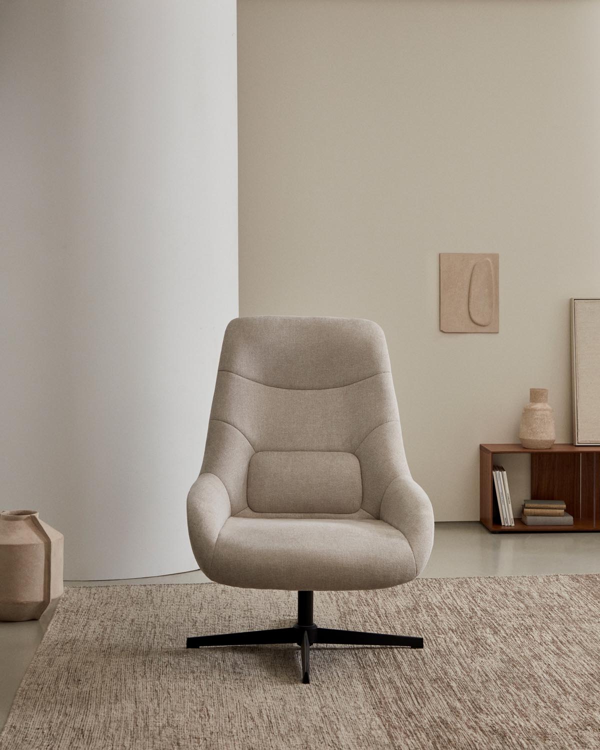 Celida swivel armchair made of beige chenille and steel with black finish FSC 100%