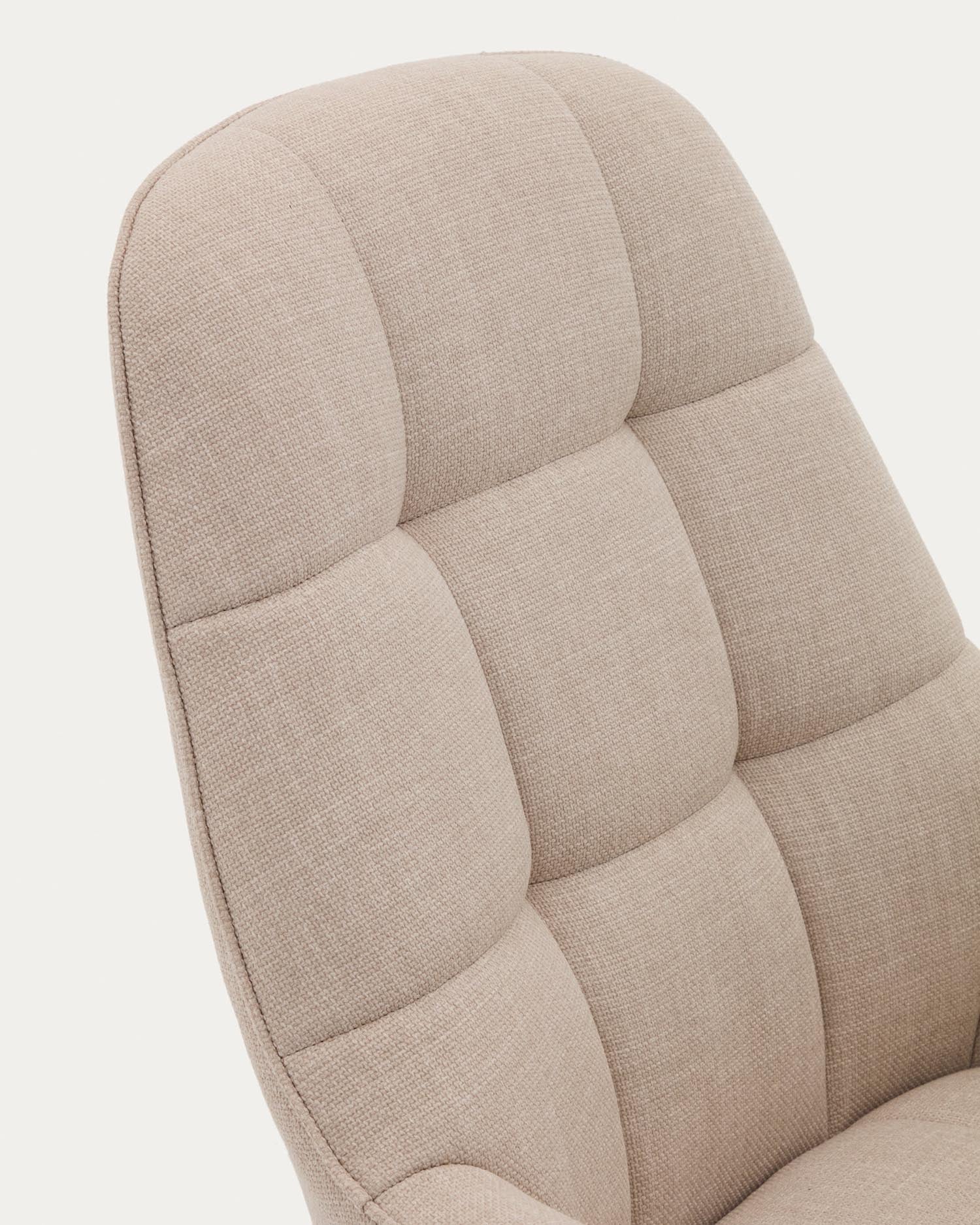 Moderner Drehsessel Jaspe in Beige mit grauer Metallbasis, FSC 100%, ideal für stilvolles und nachhaltiges Wohnen.
