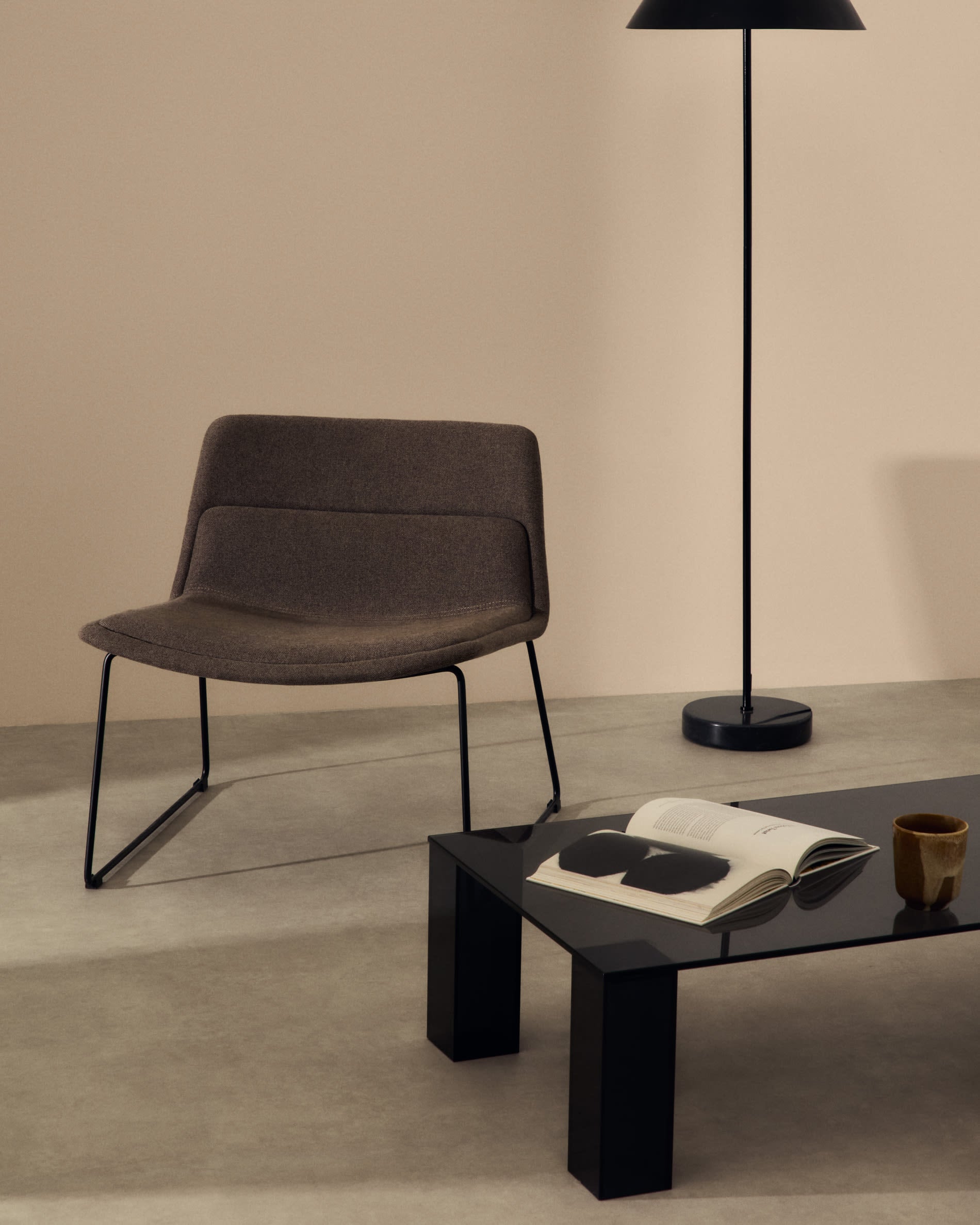 Zahara armchair from <tc>braun</tc>em steel with black finish FSC 100%