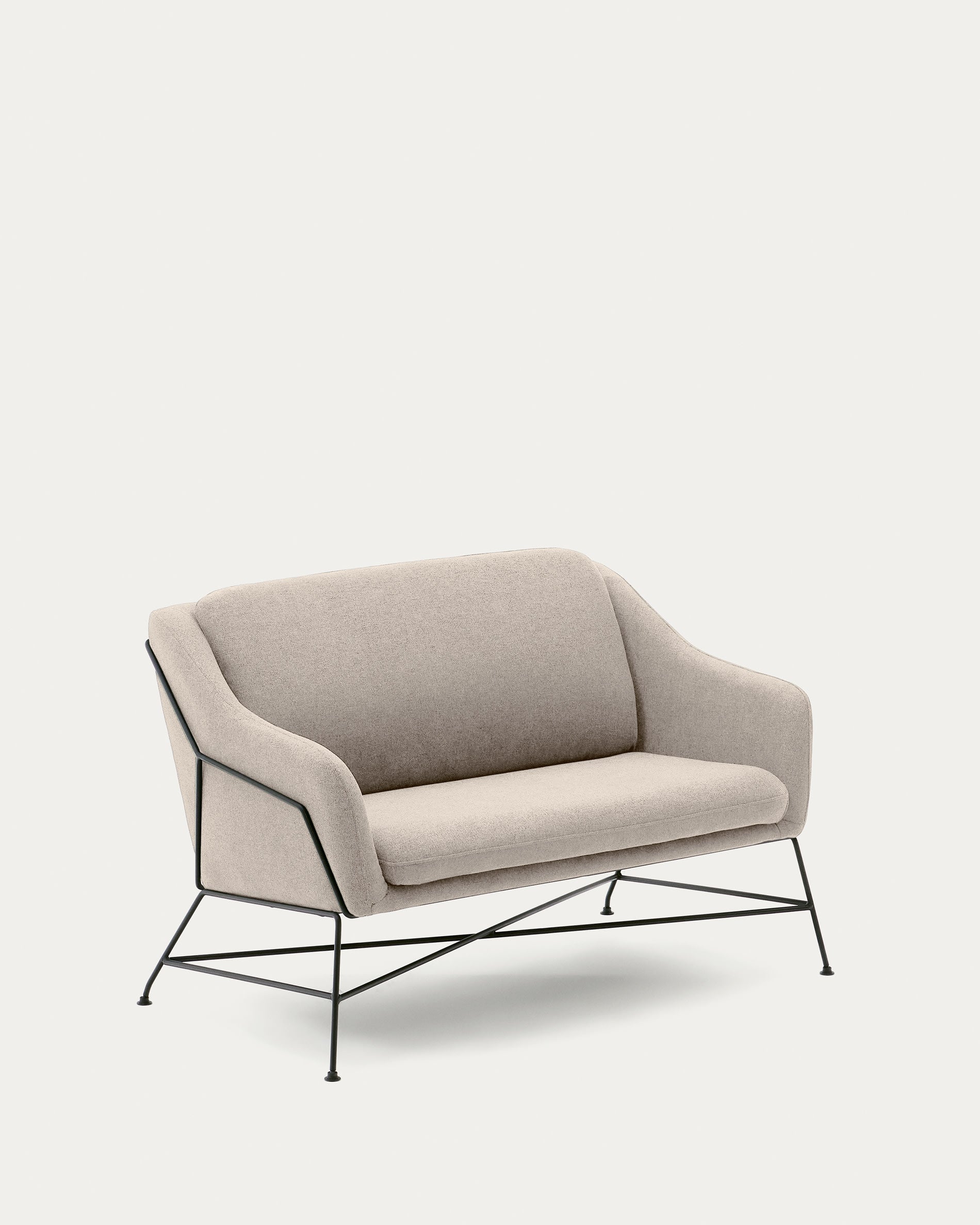 Elegantes Brida 2-Sitzer-Sofa in Beige mit schwarzen Stahlbeinen, modernes Design, komfortabel und vielseitig für jeden Raum.