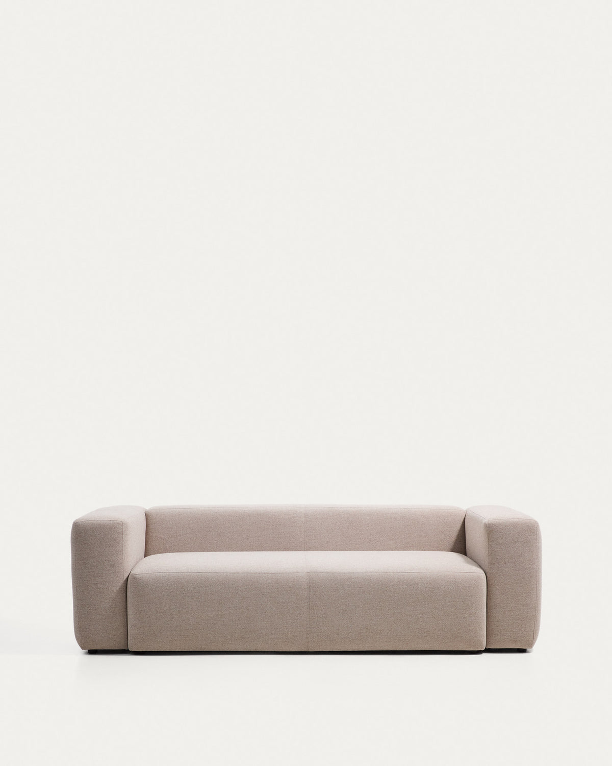 3-Sitzer-Sofa Blok in beiger Chenille, 240 cm, FSC Mix Credit in Beige präsentiert im Onlineshop von KAQTU Design AG. 3er Sofa ist von Kave Home