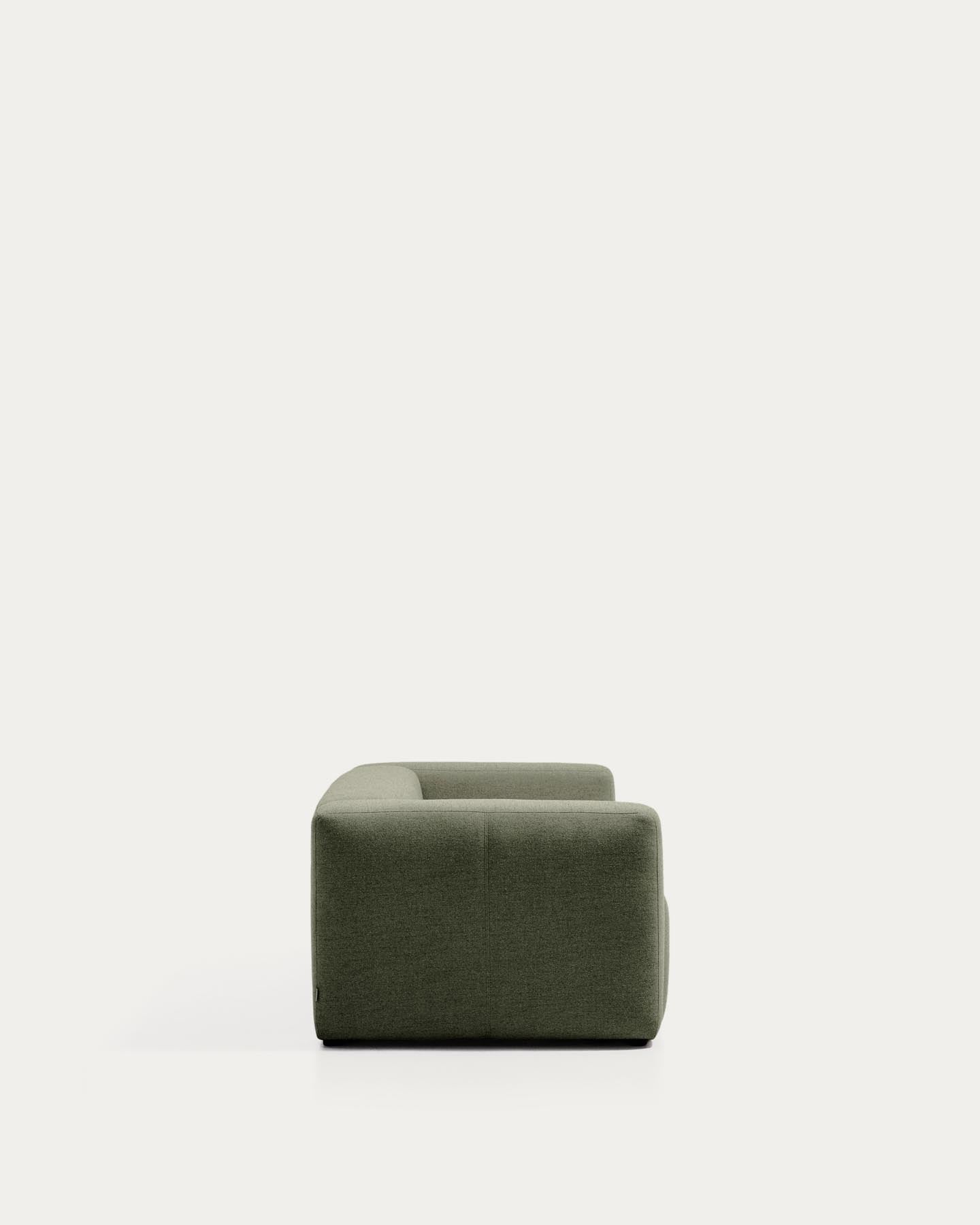 3-Sitzer-Sofa Blok in moosgrüner Chenille, 240 cm, FSC Mix Credit in Grün präsentiert im Onlineshop von KAQTU Design AG. 3er Sofa ist von Kave Home