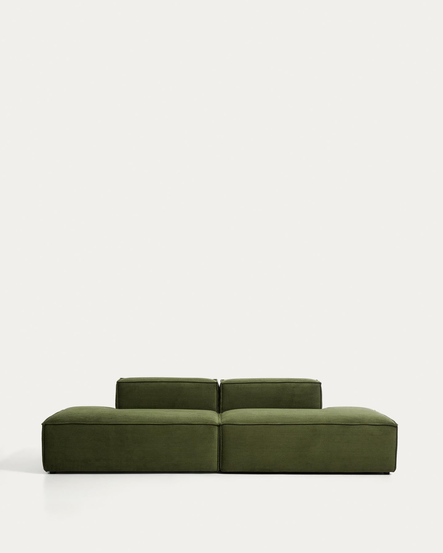 3-Sitzer-Sofa Blok in grobem grünem Cord, 290 cm, FSC Mix Credit in Grün präsentiert im Onlineshop von KAQTU Design AG. 3er Sofa ist von Kave Home