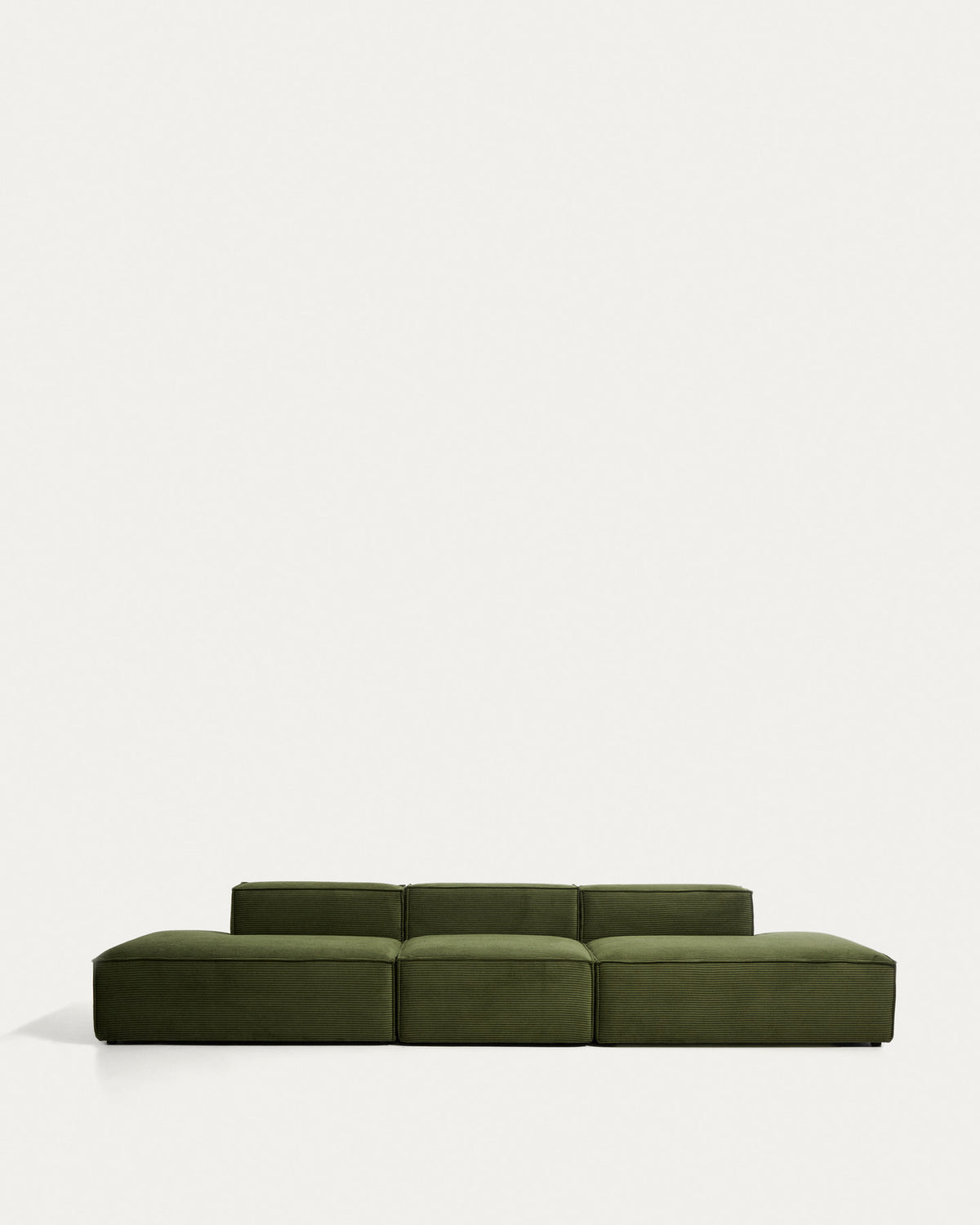 4-Sitzer-Sofa Blok in grobem grünem Cord, 380 cm, FSC Mix Credit in Grün präsentiert im Onlineshop von KAQTU Design AG. 4er Sofa ist von Kave Home