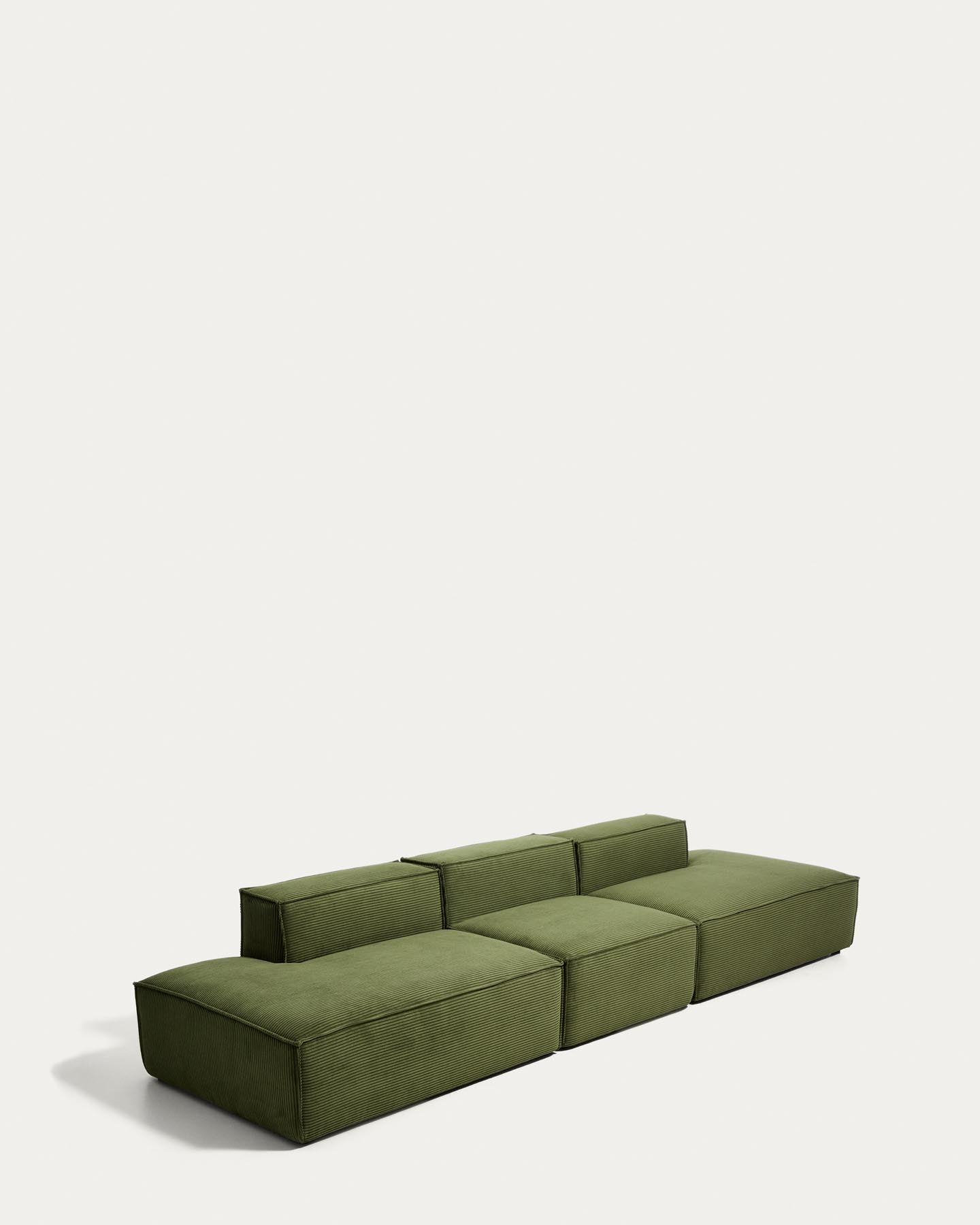 4-Sitzer-Sofa Blok in grobem grünem Cord, 380 cm, FSC Mix Credit in Grün präsentiert im Onlineshop von KAQTU Design AG. 4er Sofa ist von Kave Home